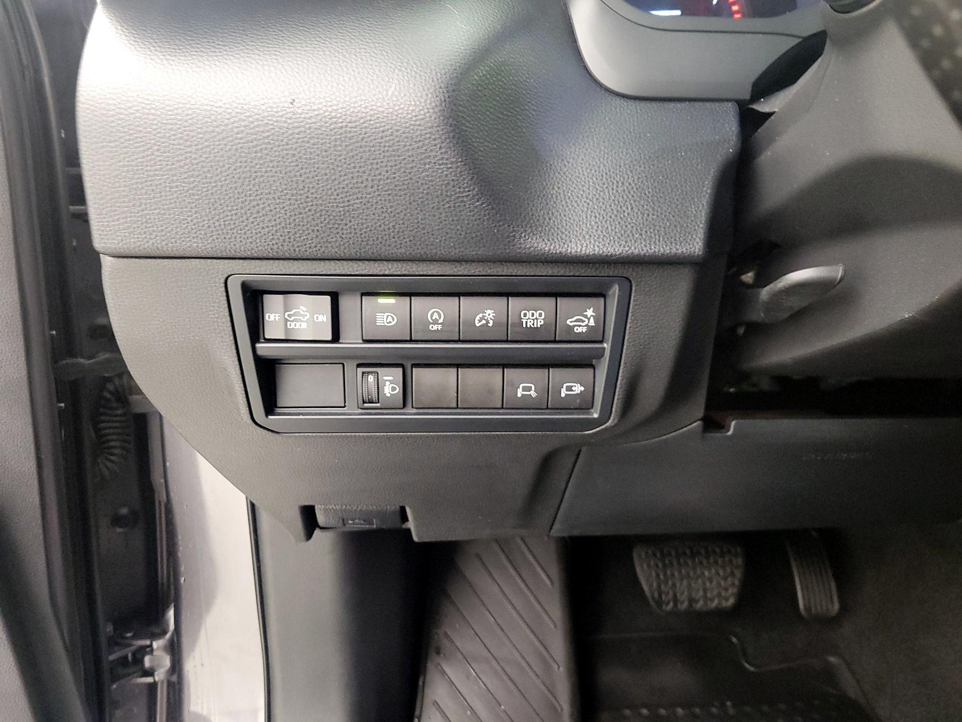 Thumbnail: 2022 Toyota Tundra - 13