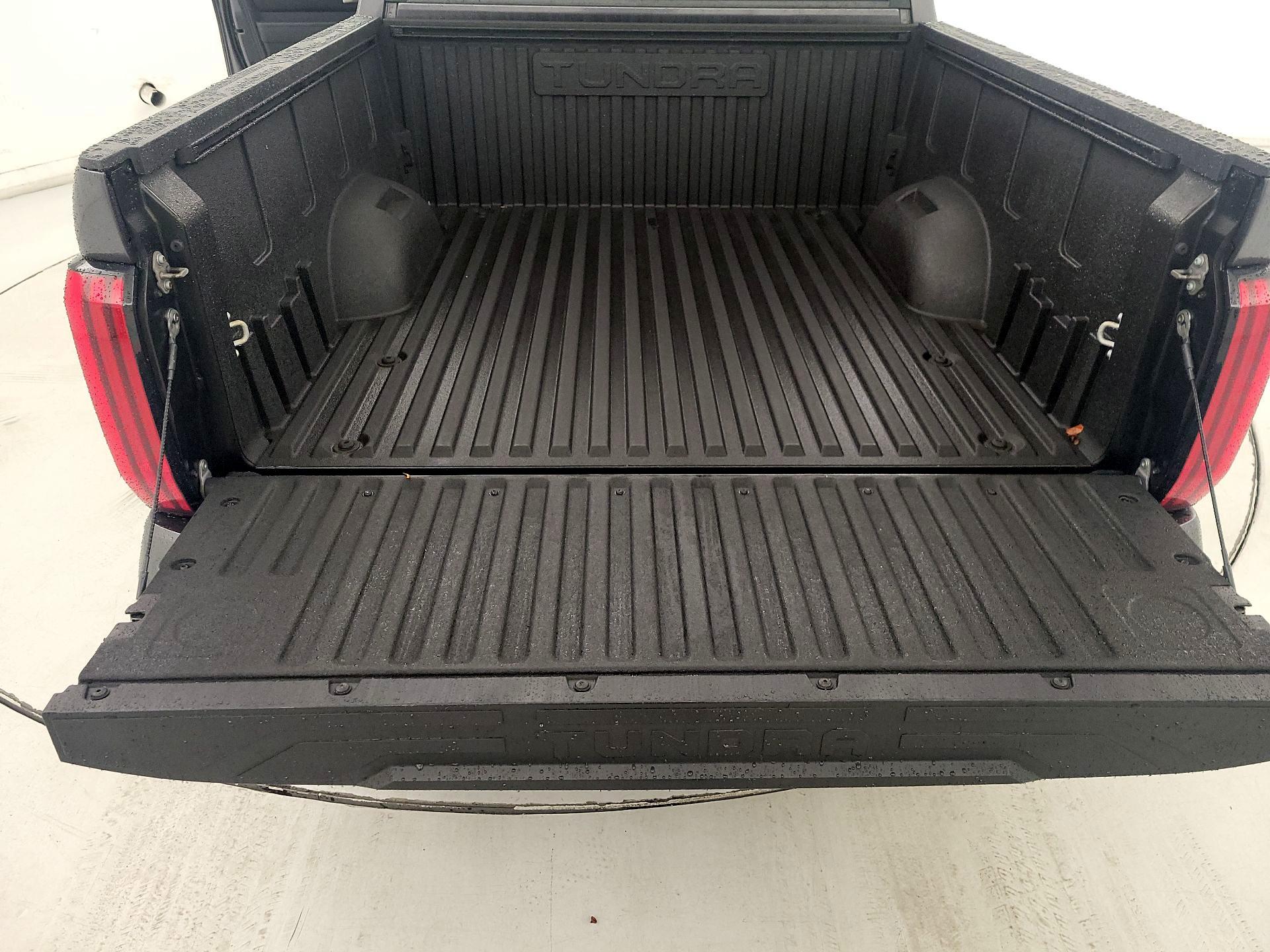 Thumbnail: 2022 Toyota Tundra - 20