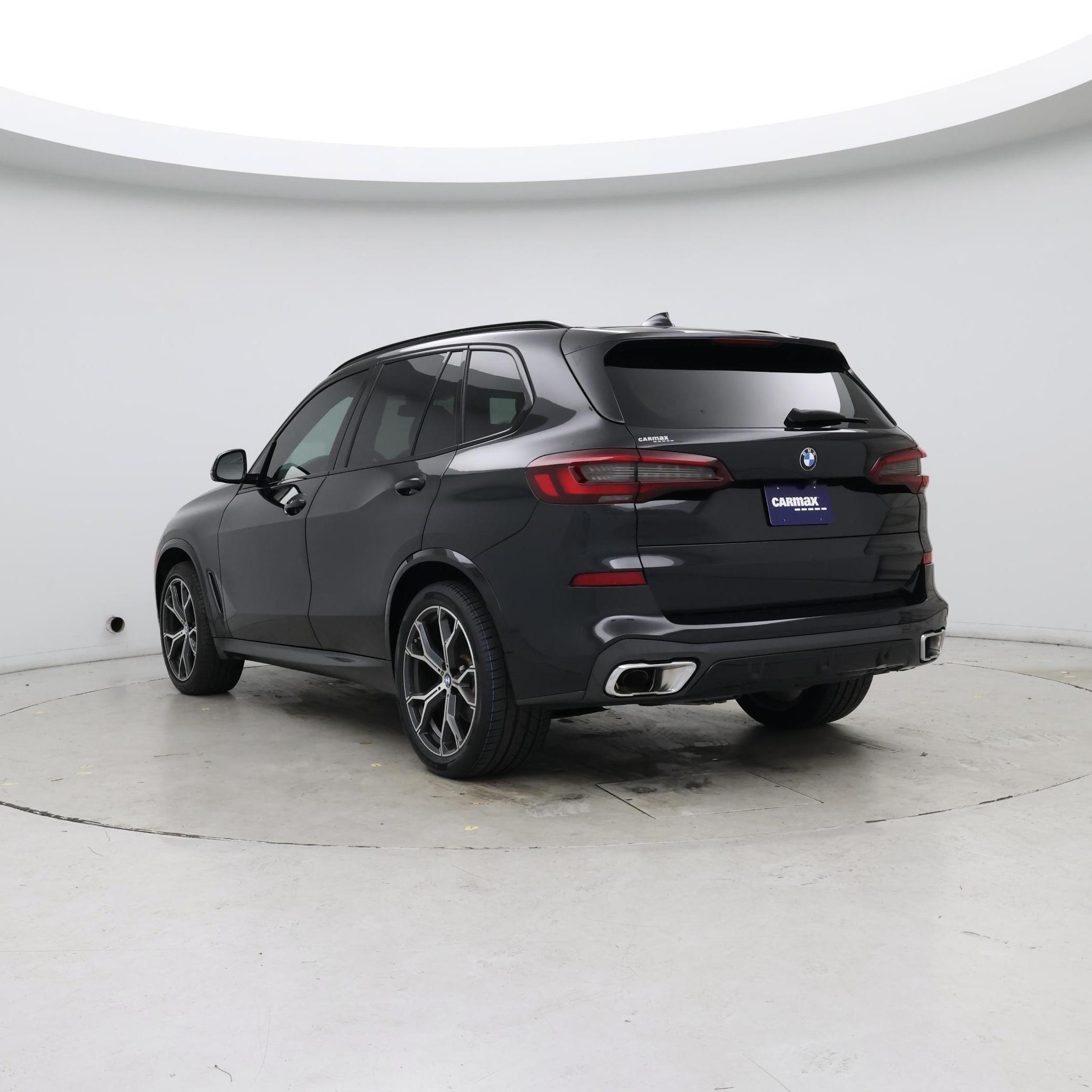 Thumbnail: 2023 BMW X5 - 2