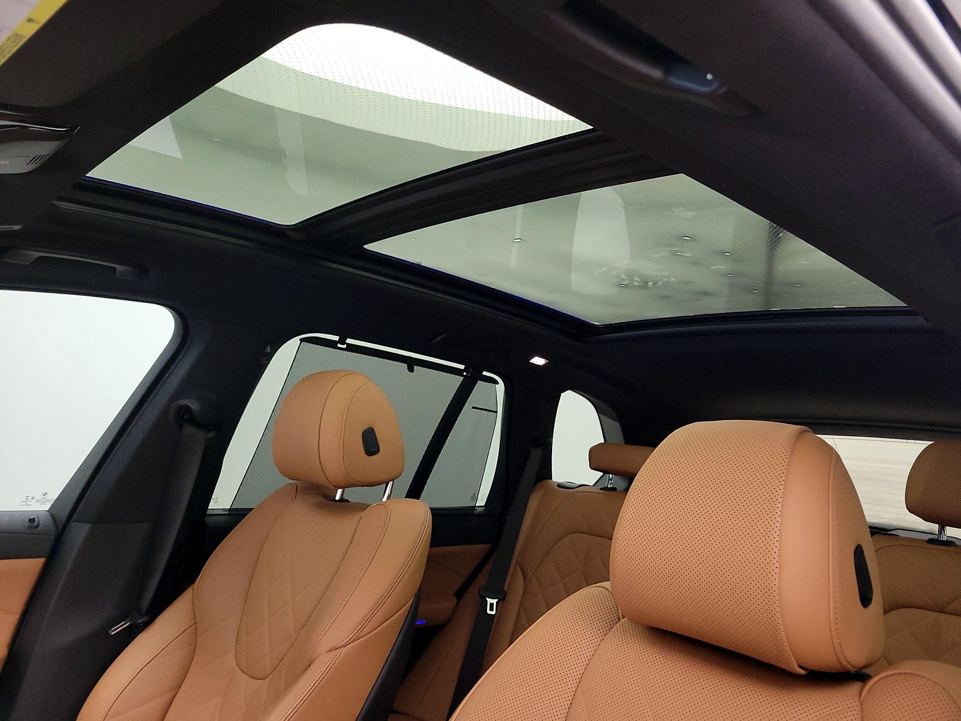 Thumbnail: 2023 BMW X5 - 19