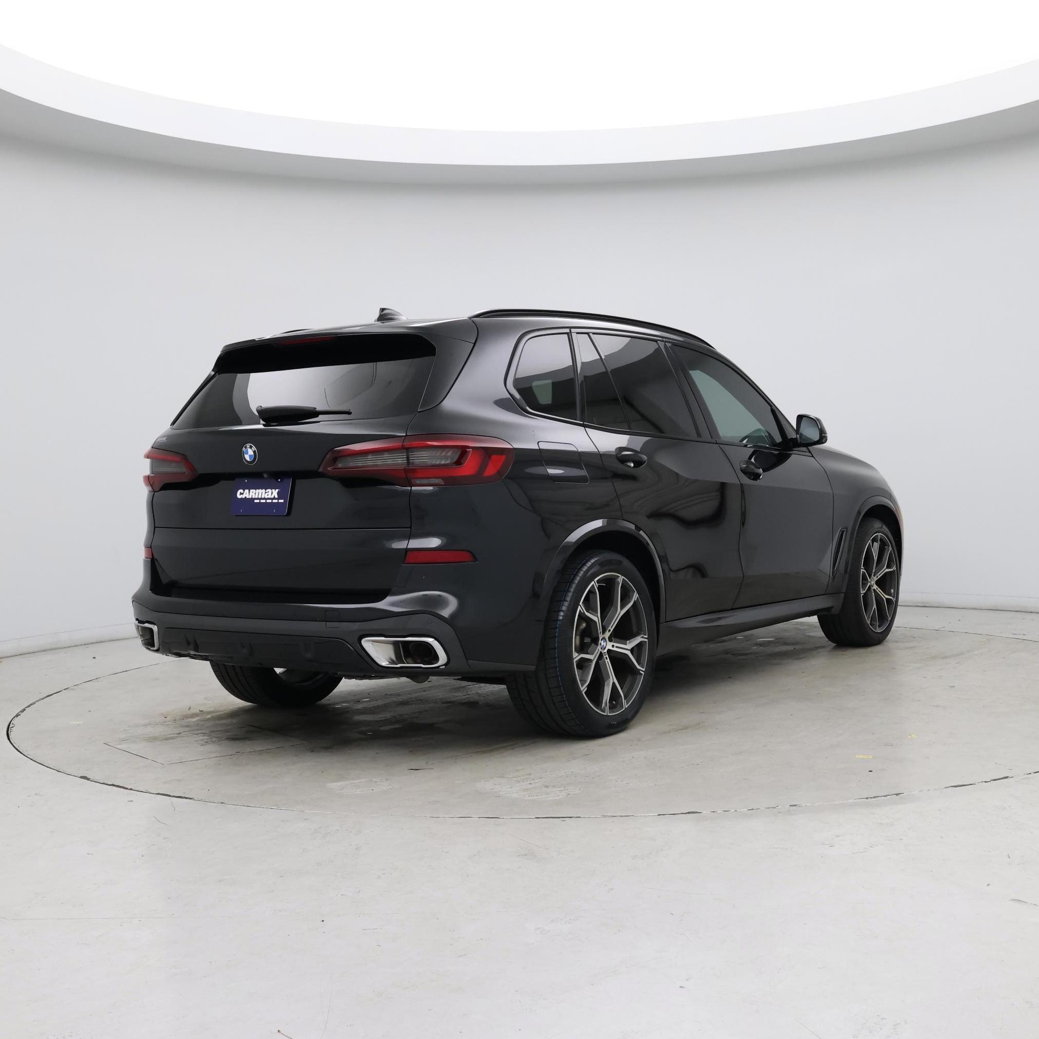 Thumbnail: 2023 BMW X5 - 8