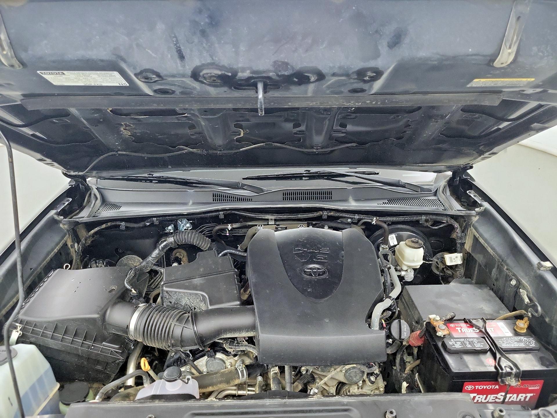 Thumbnail: 2022 Toyota Tacoma - 19