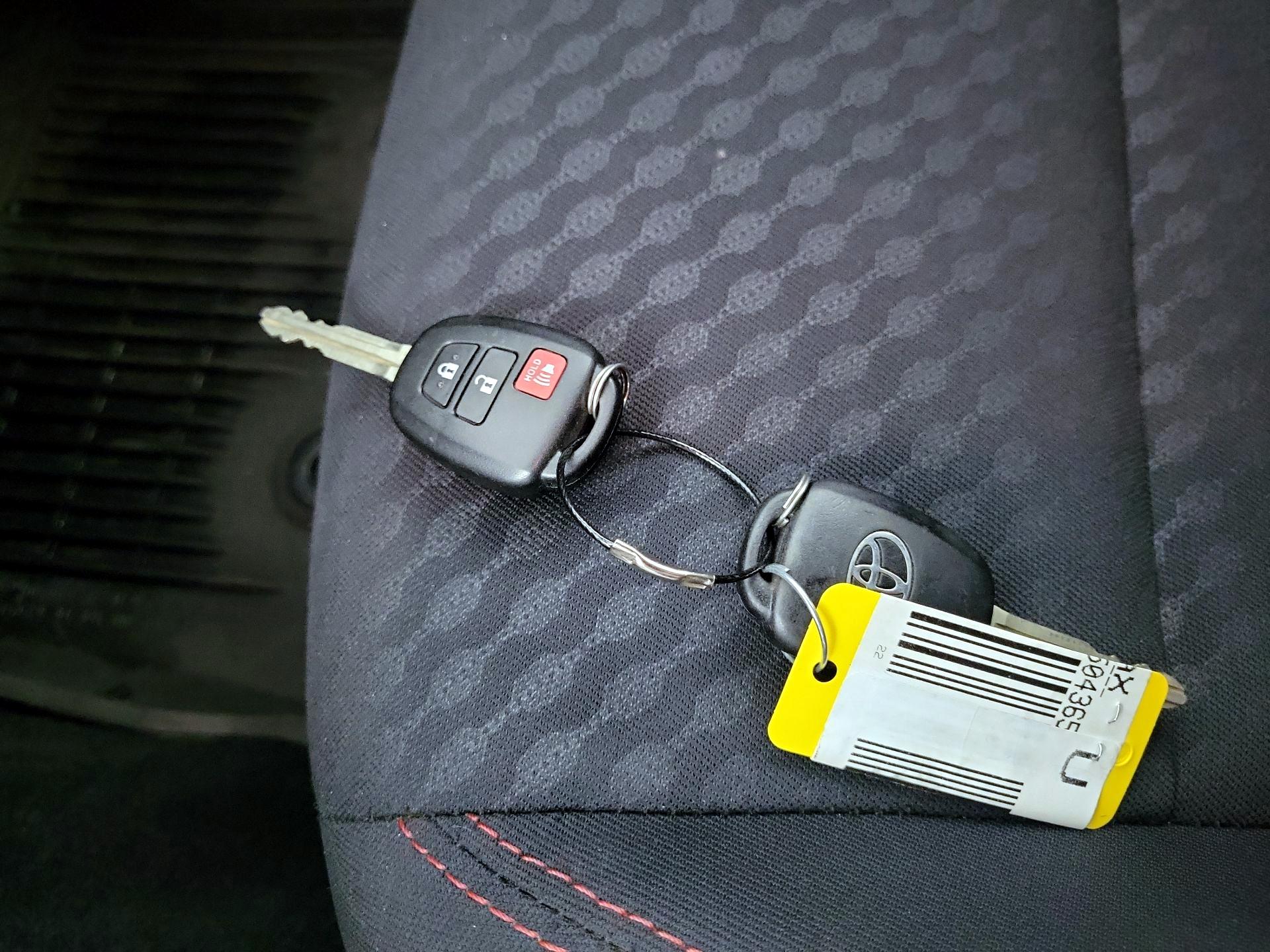 Thumbnail: 2022 Toyota Tacoma - 20