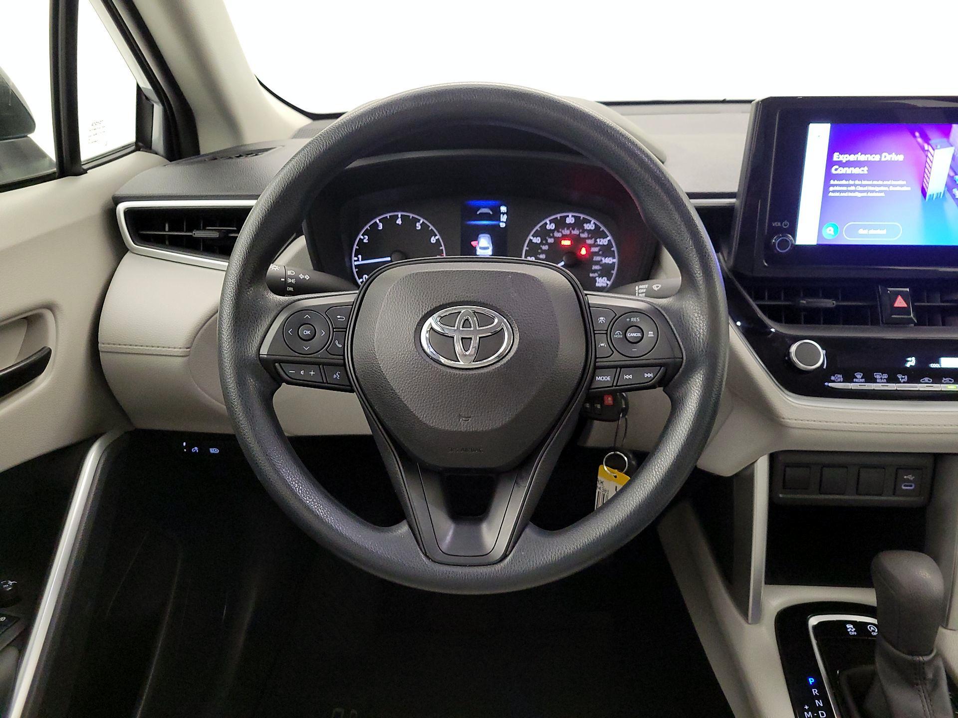 Thumbnail: 2023 Toyota Corolla Cross - 10