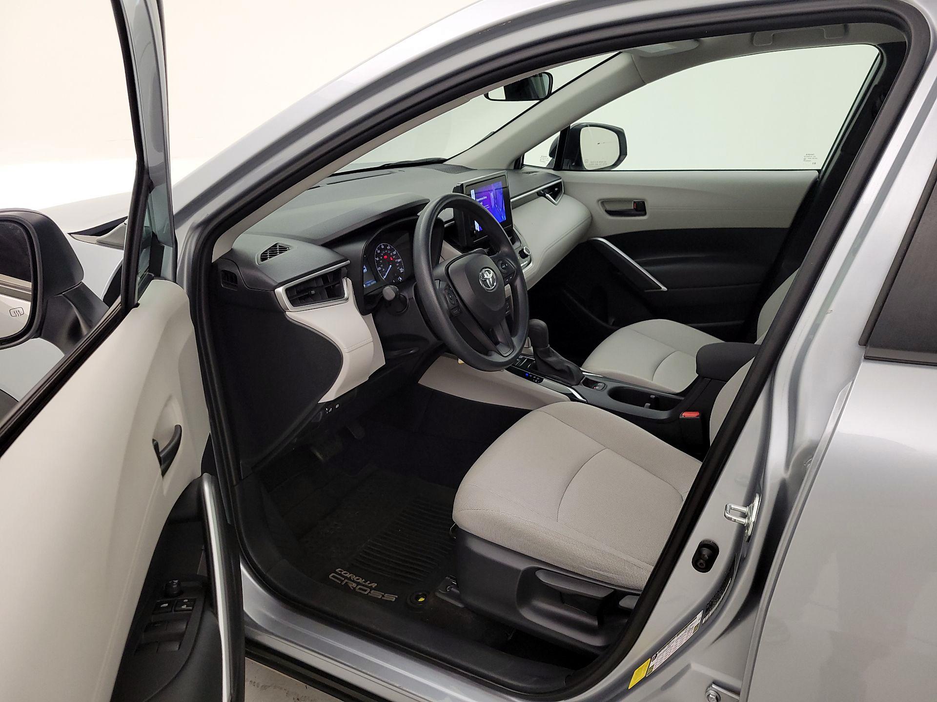 Thumbnail: 2023 Toyota Corolla Cross - 11