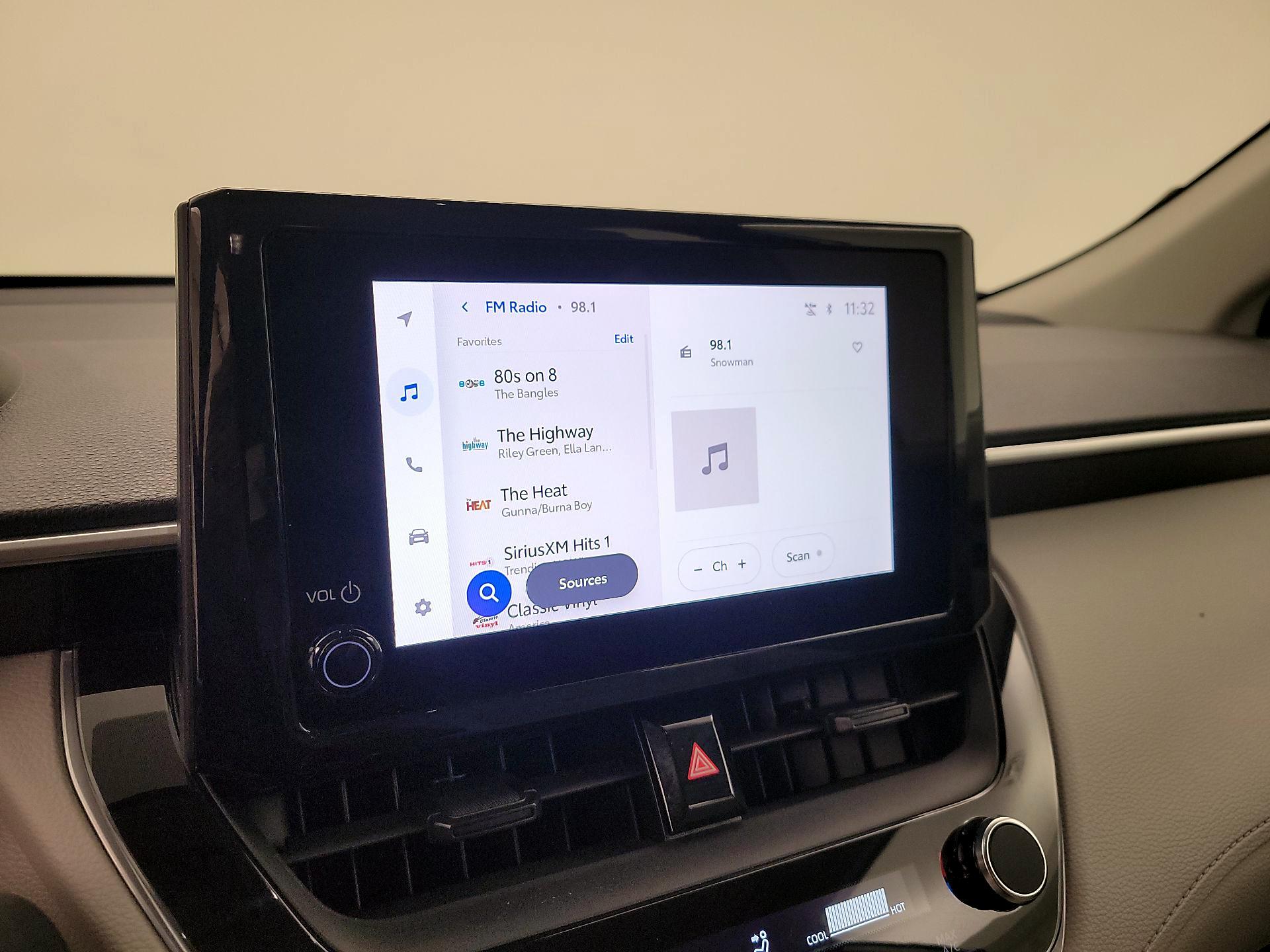 Thumbnail: 2023 Toyota Corolla Cross - 16