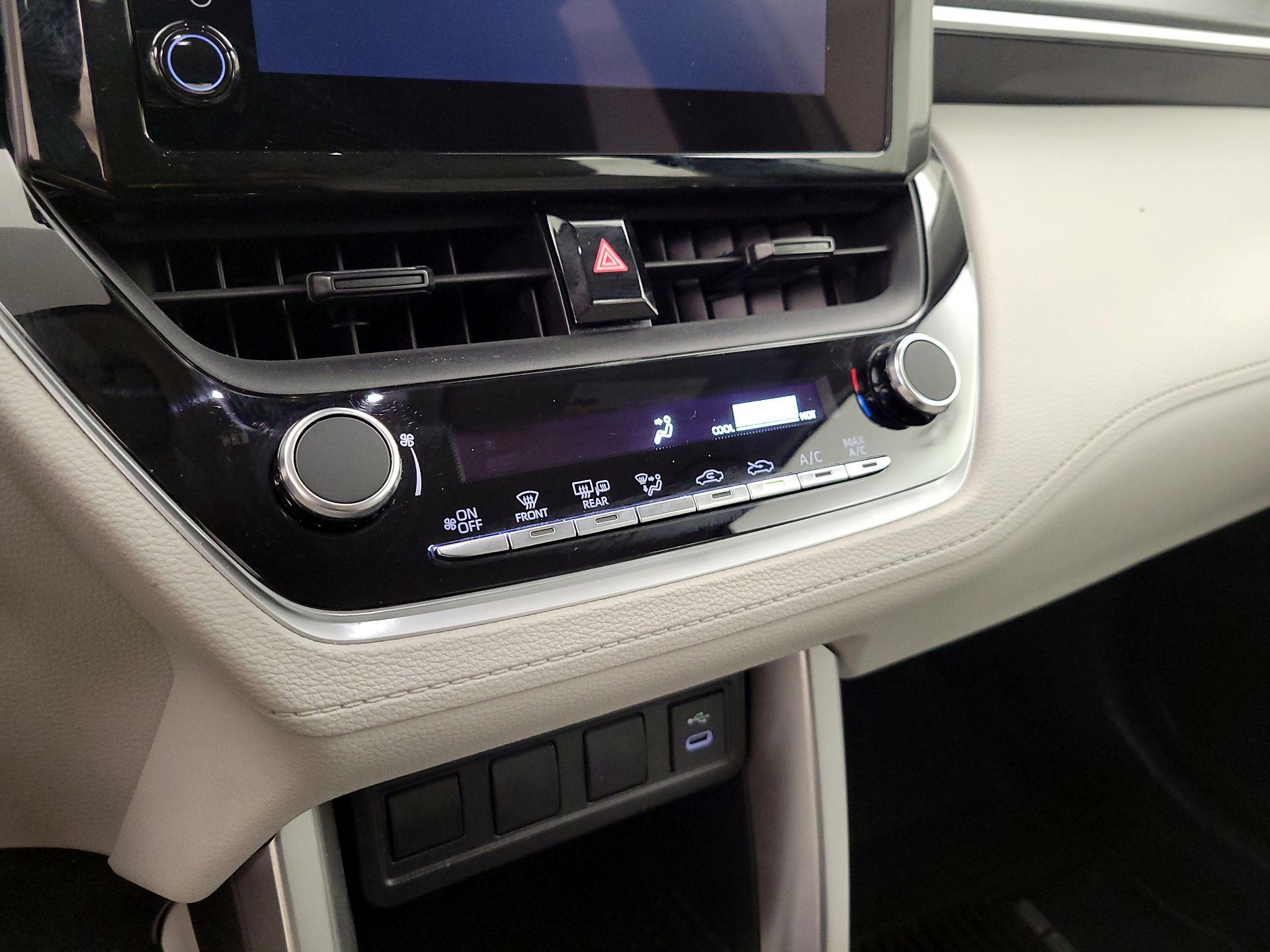 Thumbnail: 2023 Toyota Corolla Cross - 17