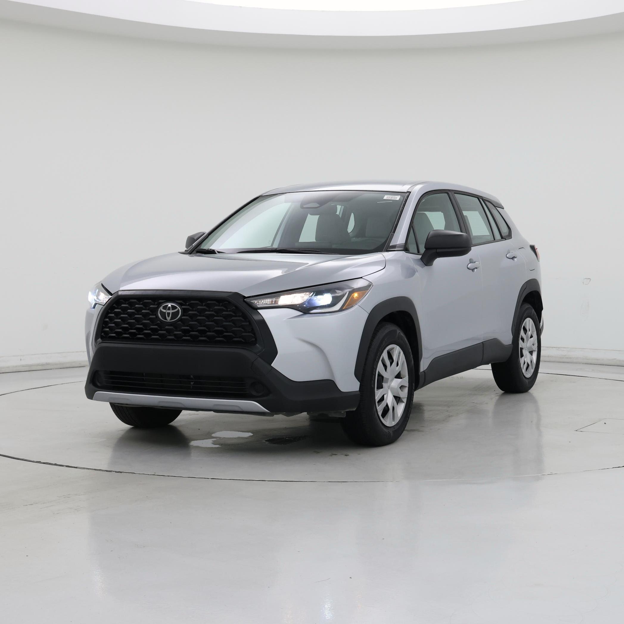 Thumbnail: 2023 Toyota Corolla Cross - 4