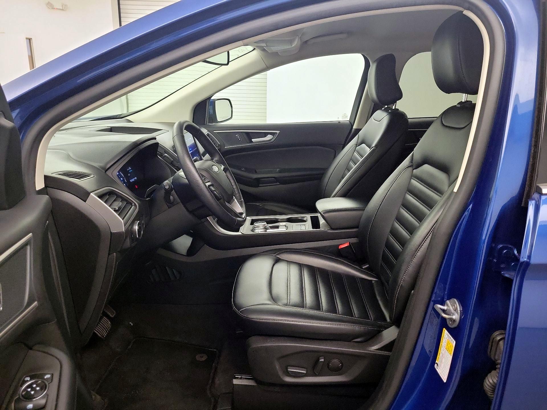 Thumbnail: 2023 Ford Edge - 9