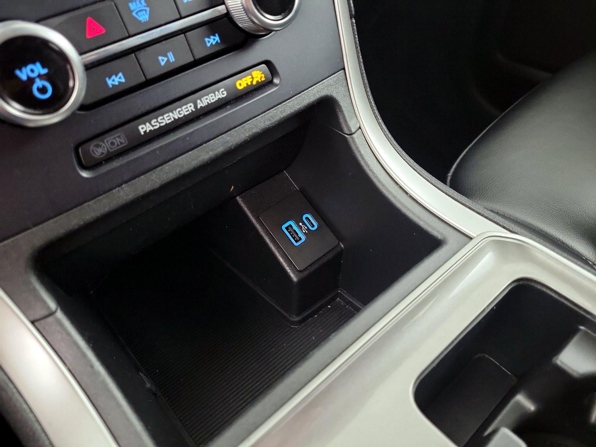 Thumbnail: 2023 Ford Edge - 16