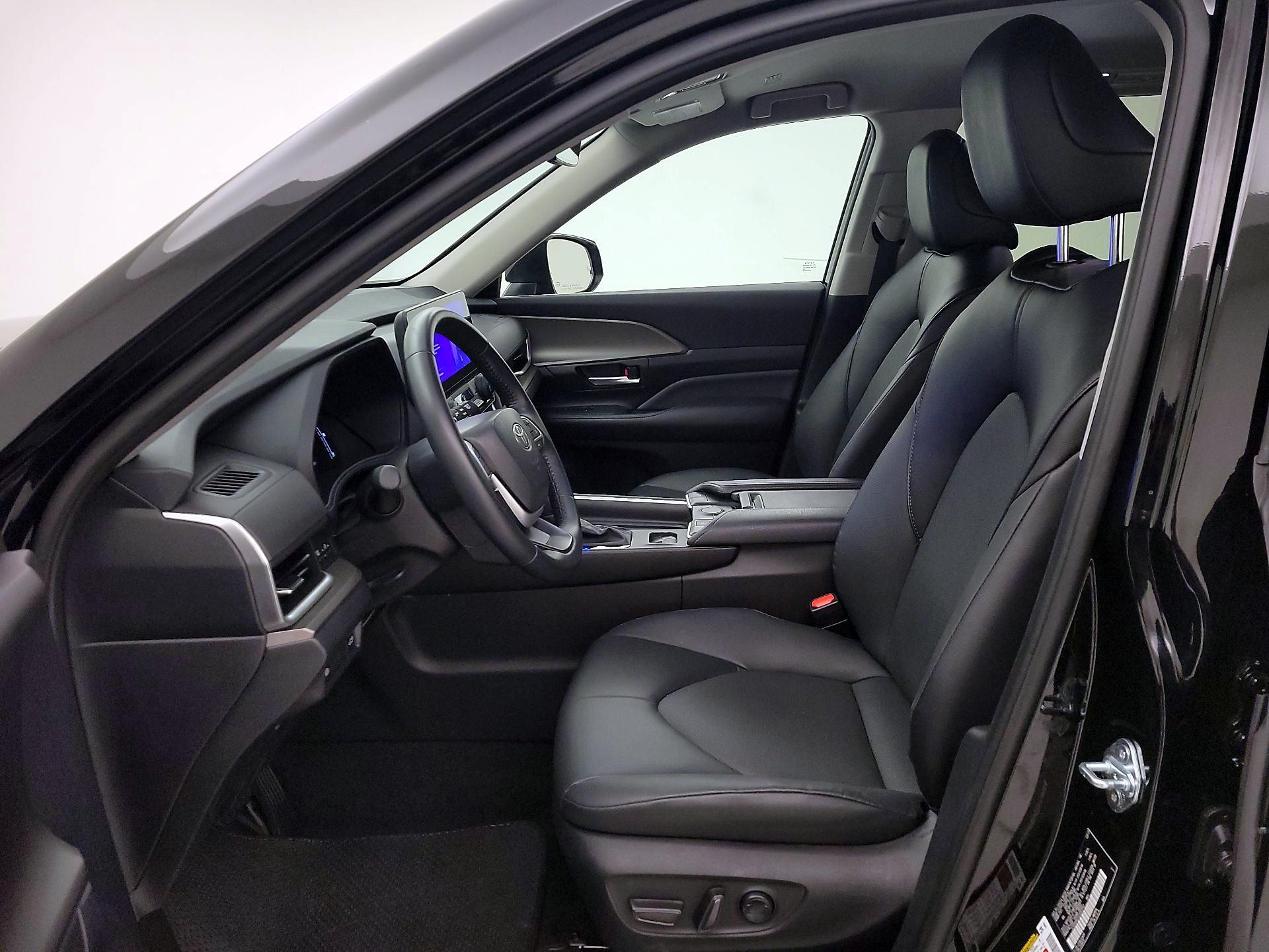 Thumbnail: 2025 Toyota Grand Highlander - 11