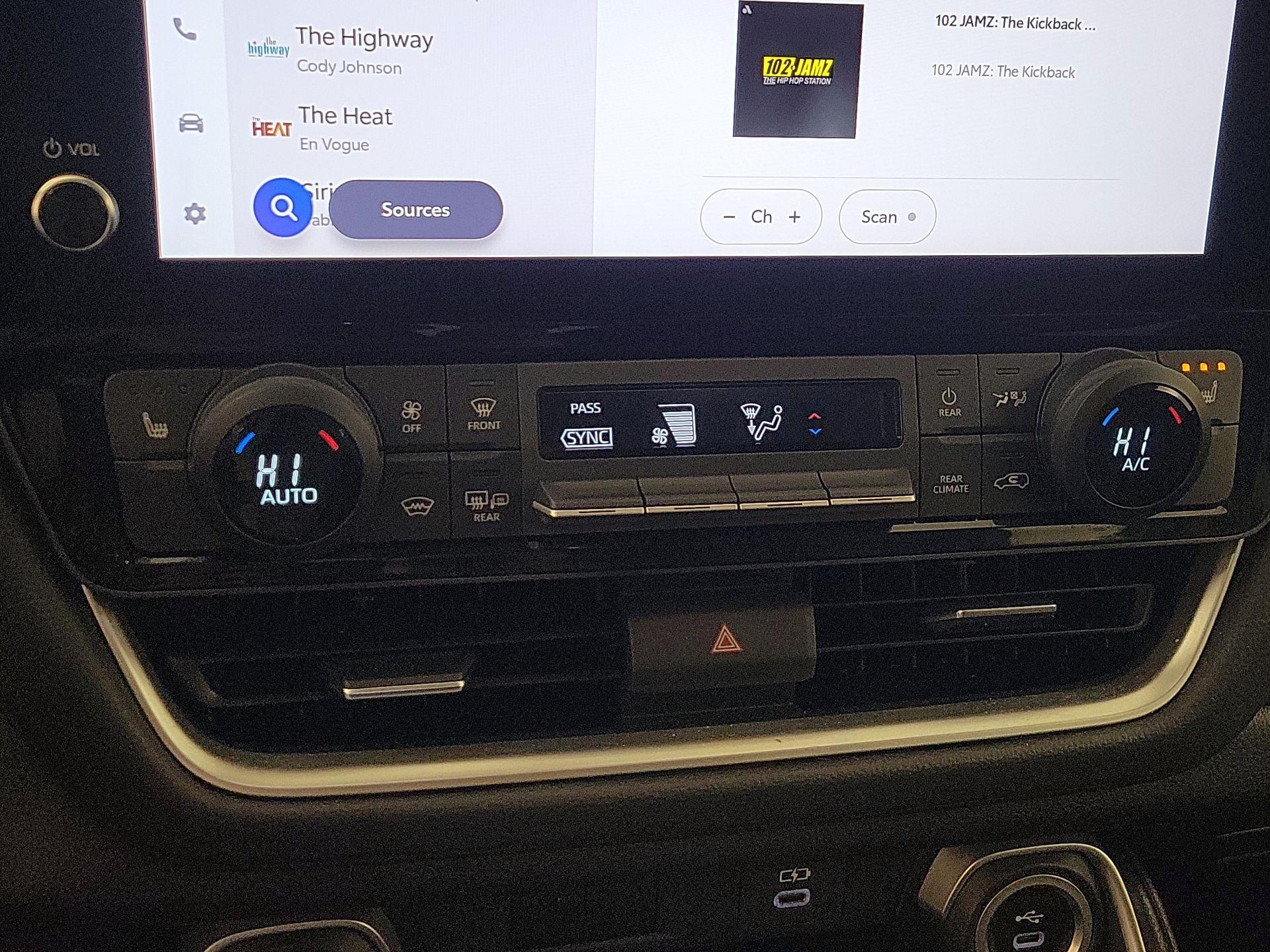 Thumbnail: 2025 Toyota Grand Highlander - 16