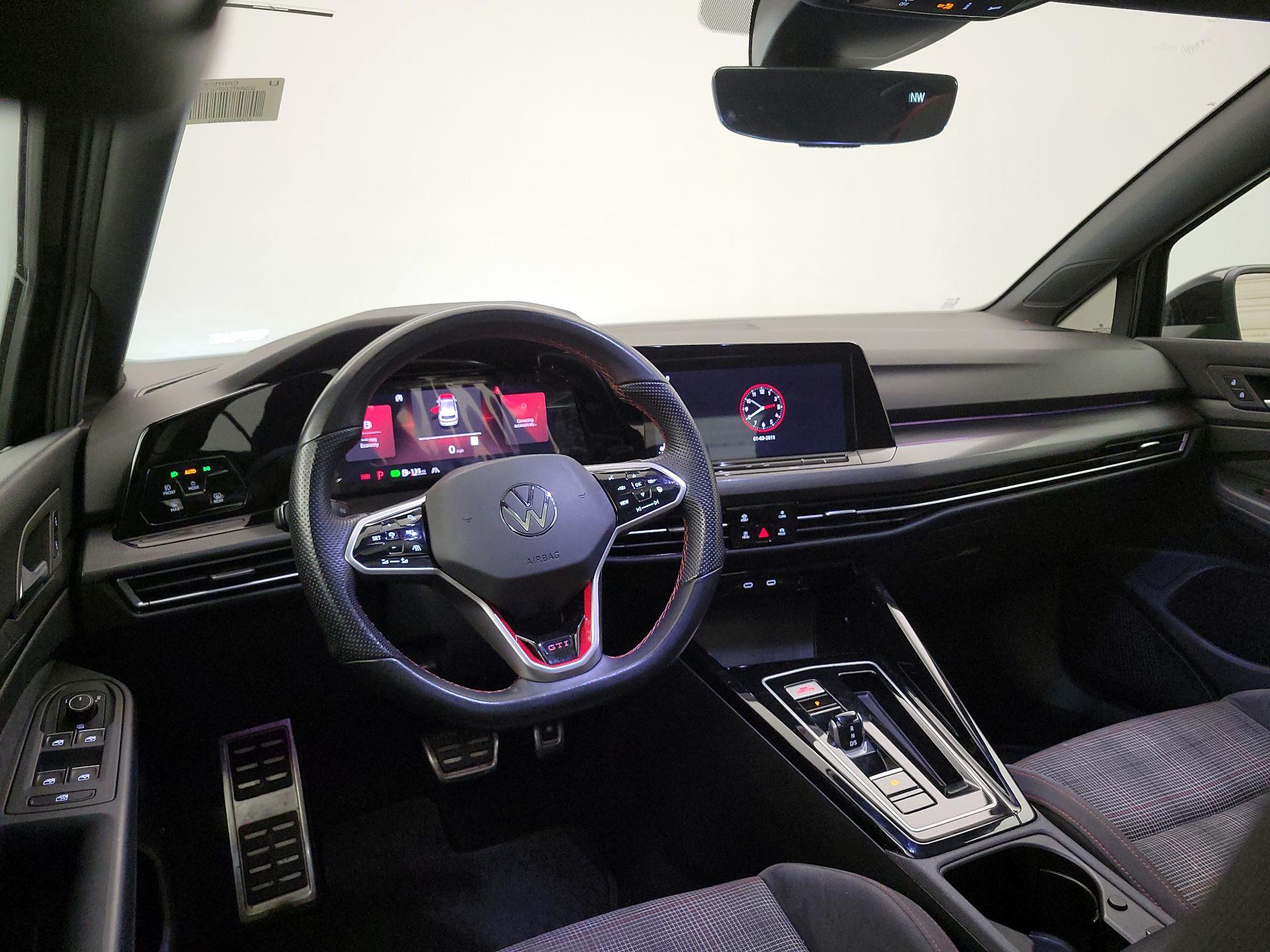 Thumbnail: 2023 Volkswagen Golf - 9