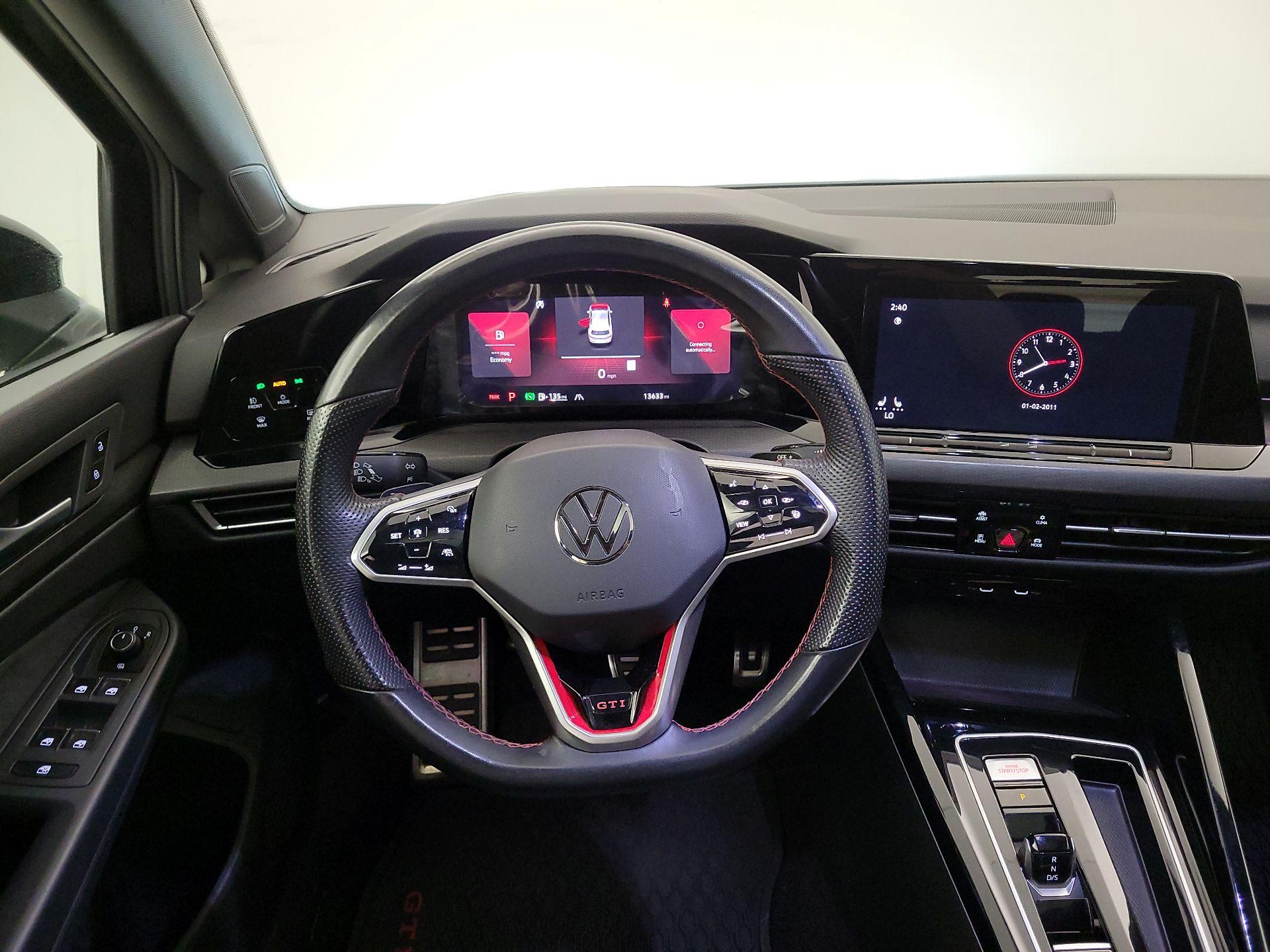 Thumbnail: 2023 Volkswagen Golf - 10