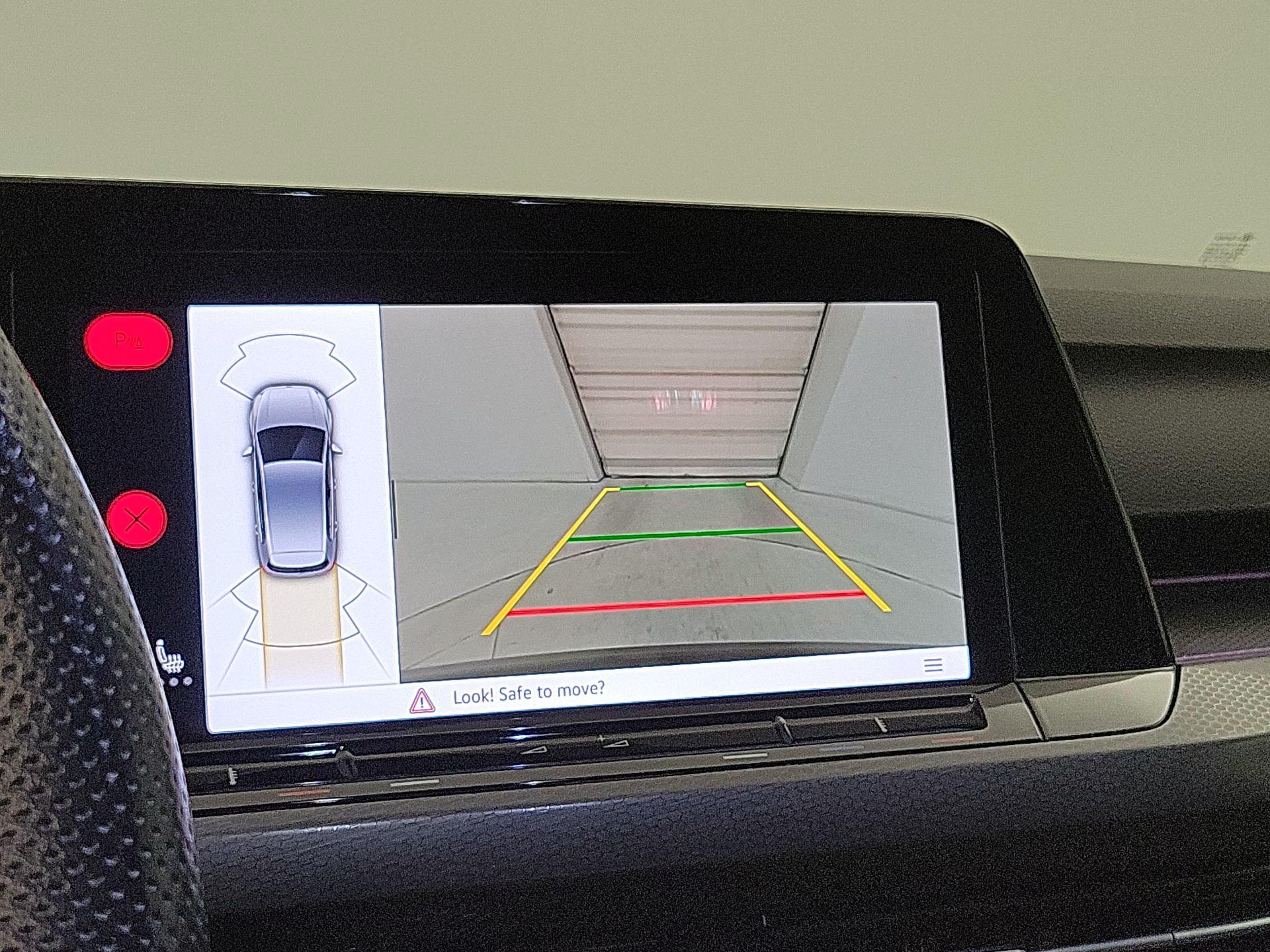 Thumbnail: 2023 Volkswagen Golf - 14