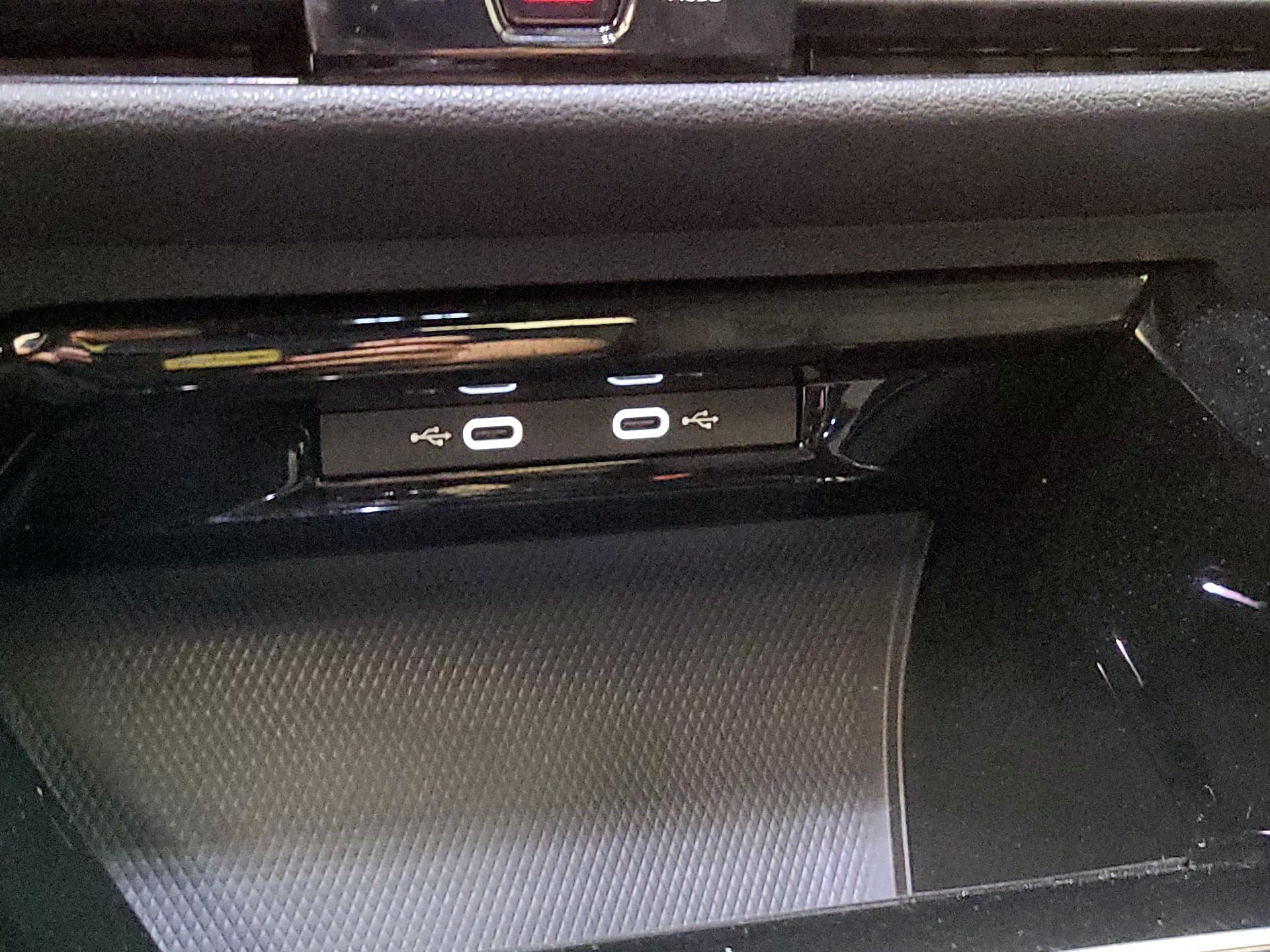 Thumbnail: 2023 Volkswagen Golf - 18