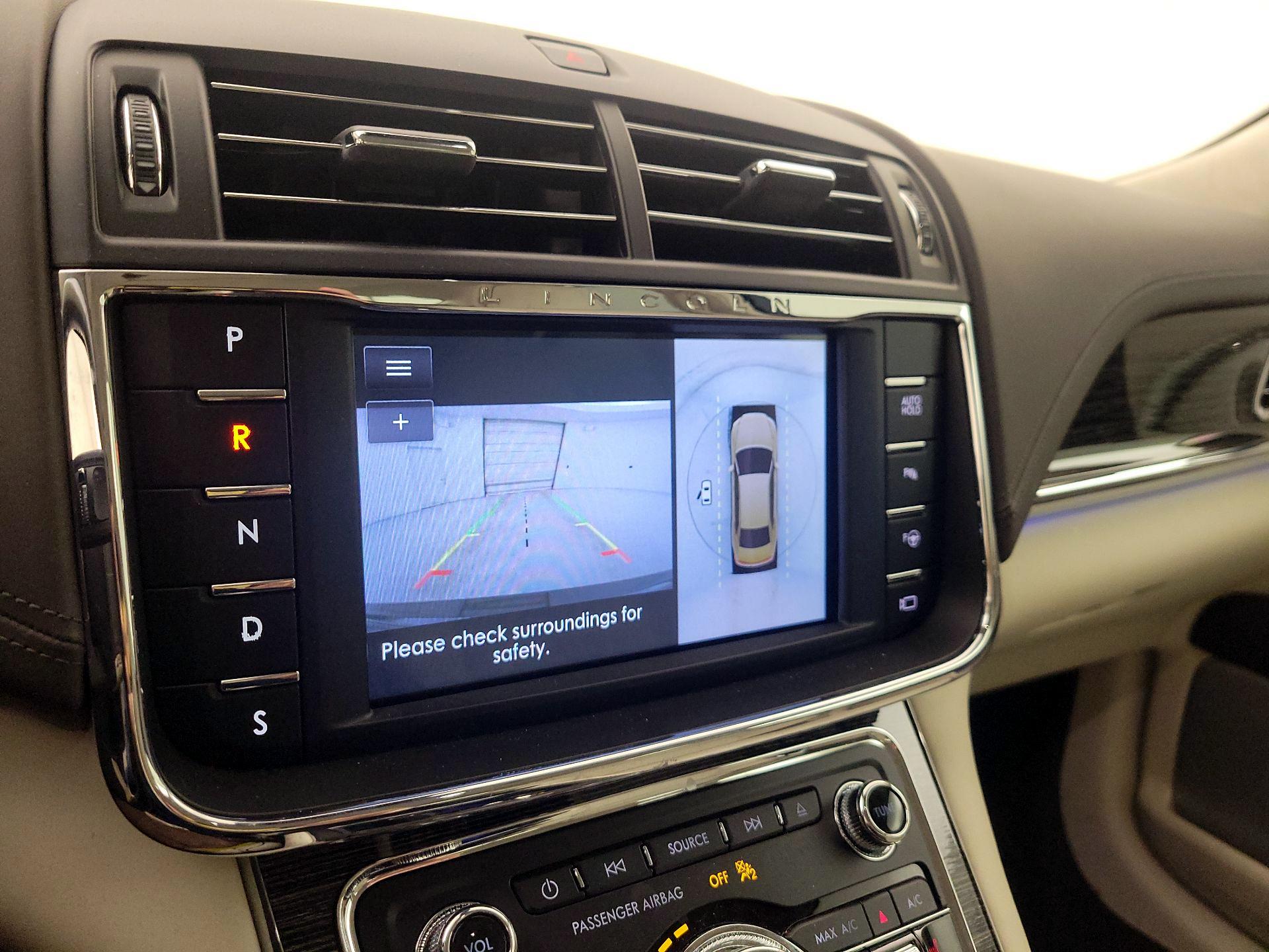 Thumbnail: 2020 Lincoln Continental - 15