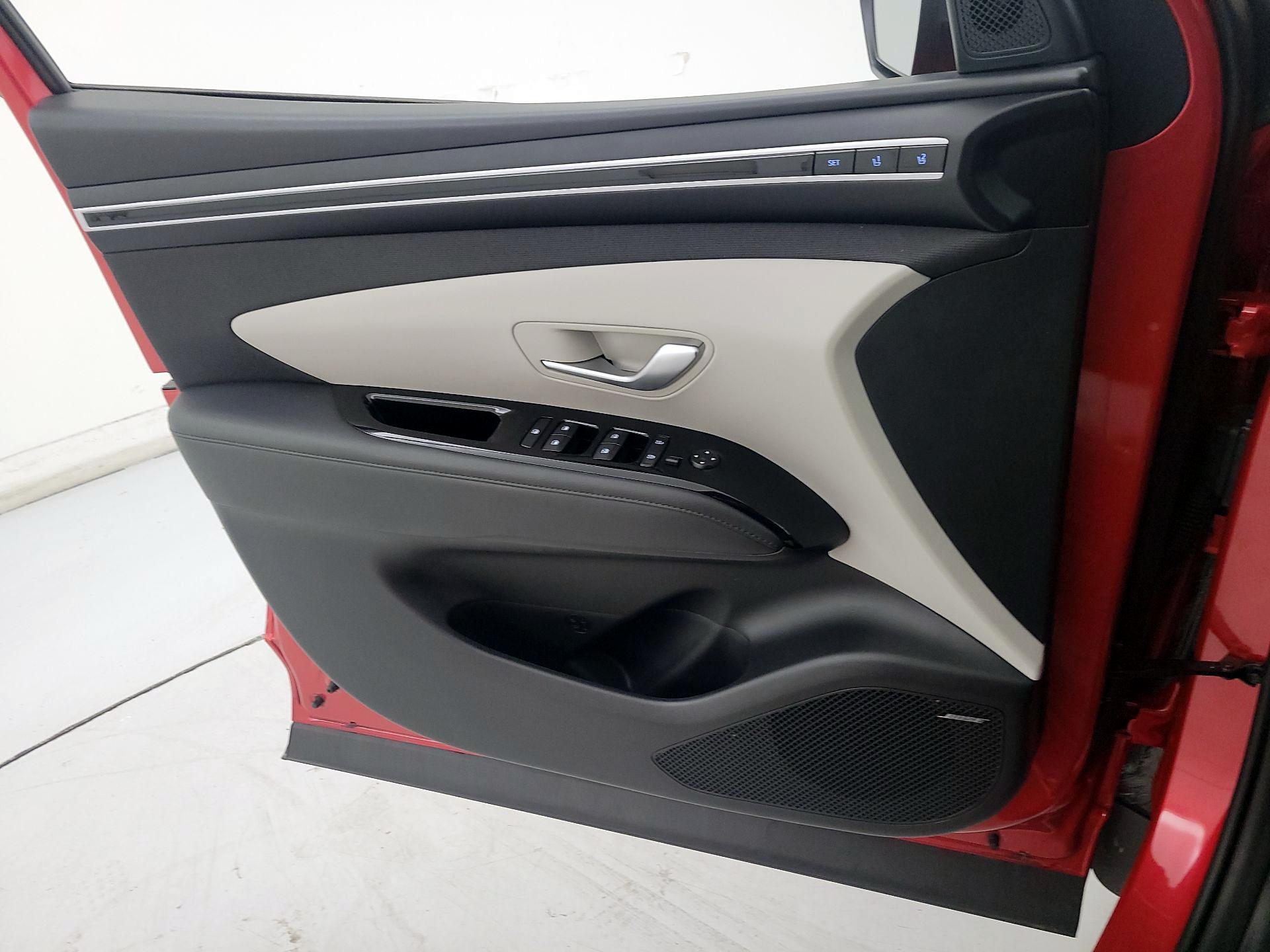 Thumbnail: 2023 Hyundai Tucson - 12