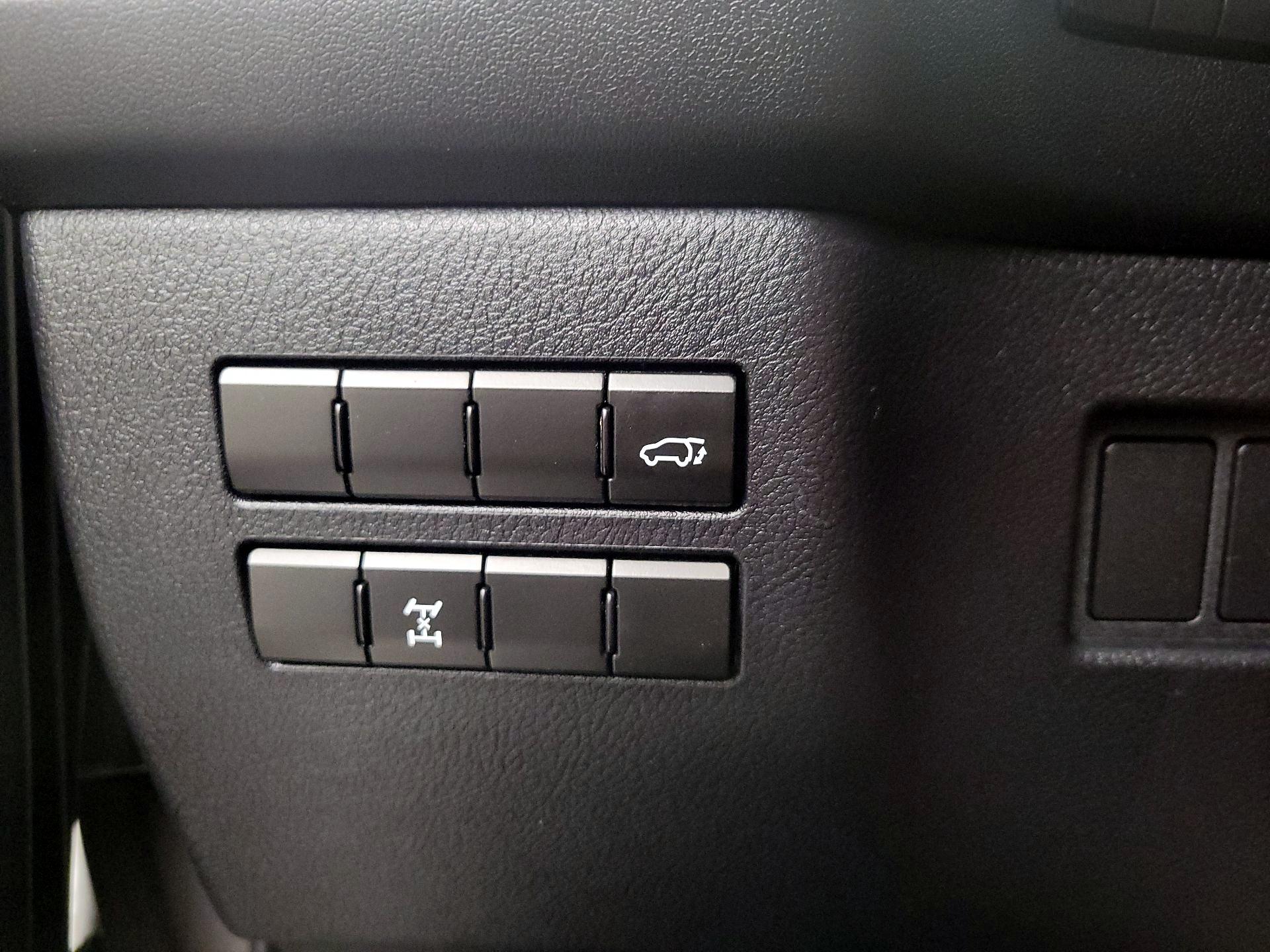 Thumbnail: 2017 Lexus NX - 13