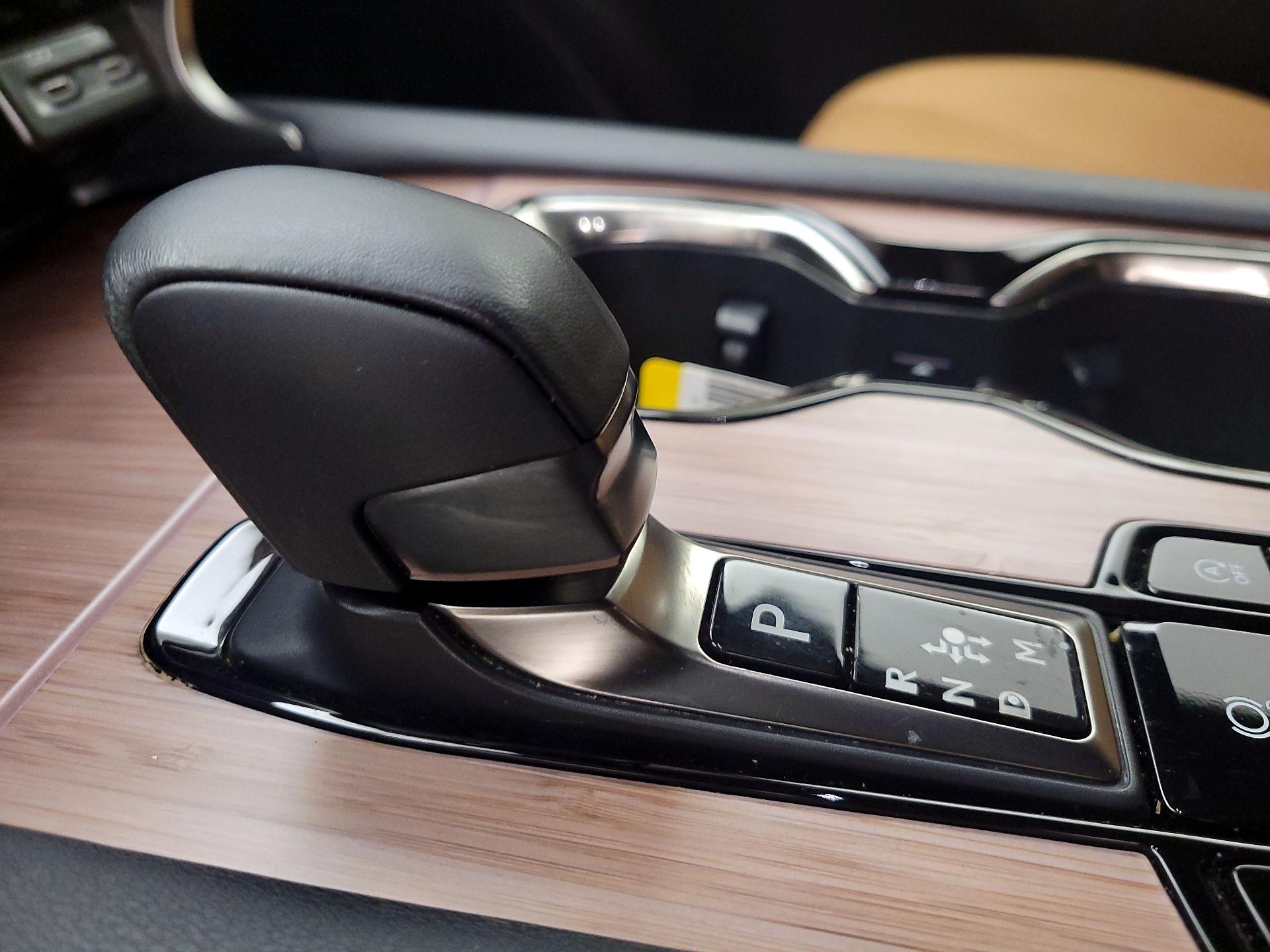 Thumbnail: 2023 Lexus RX - 18