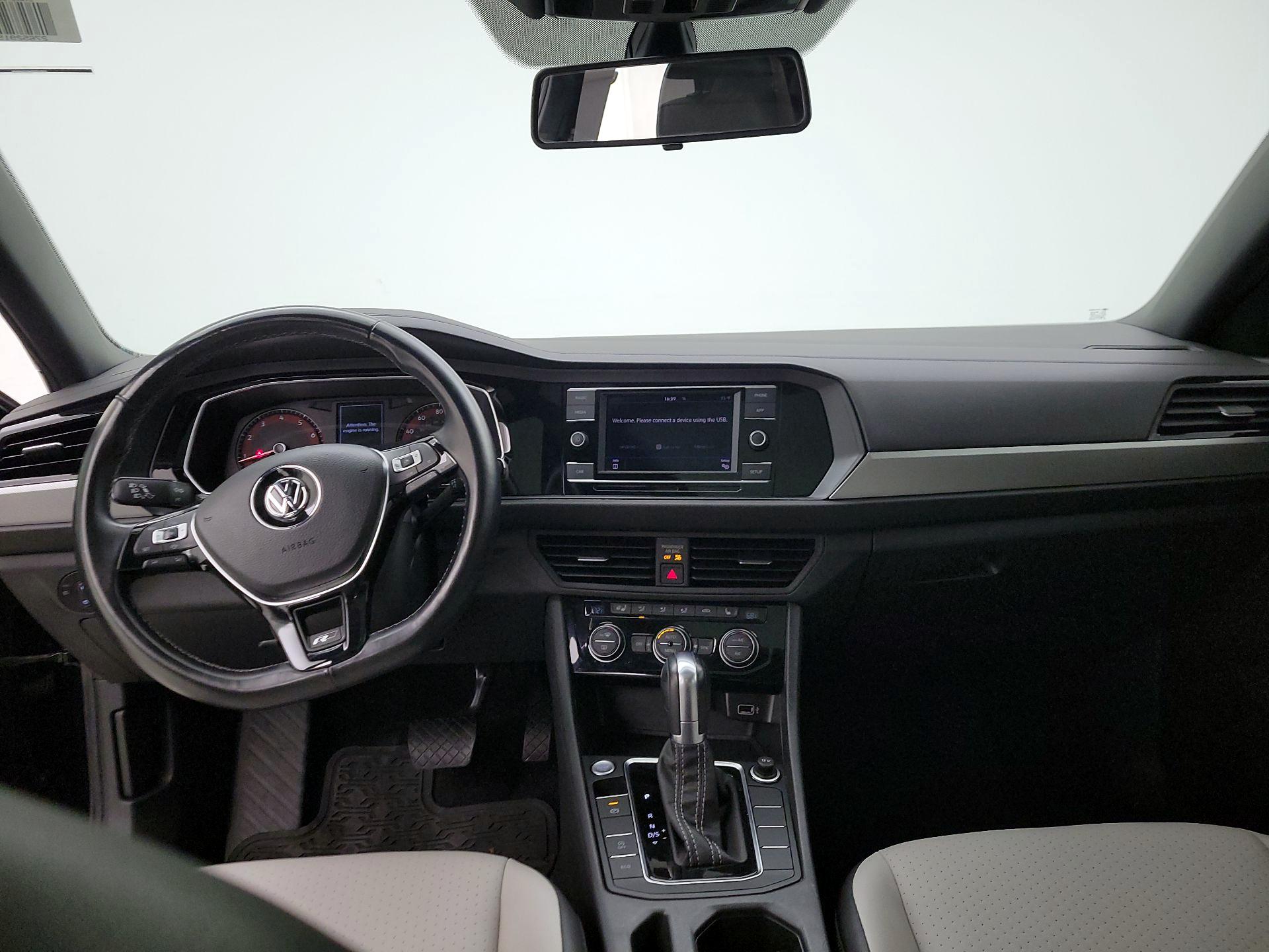 Thumbnail: 2019 Volkswagen Jetta - 9