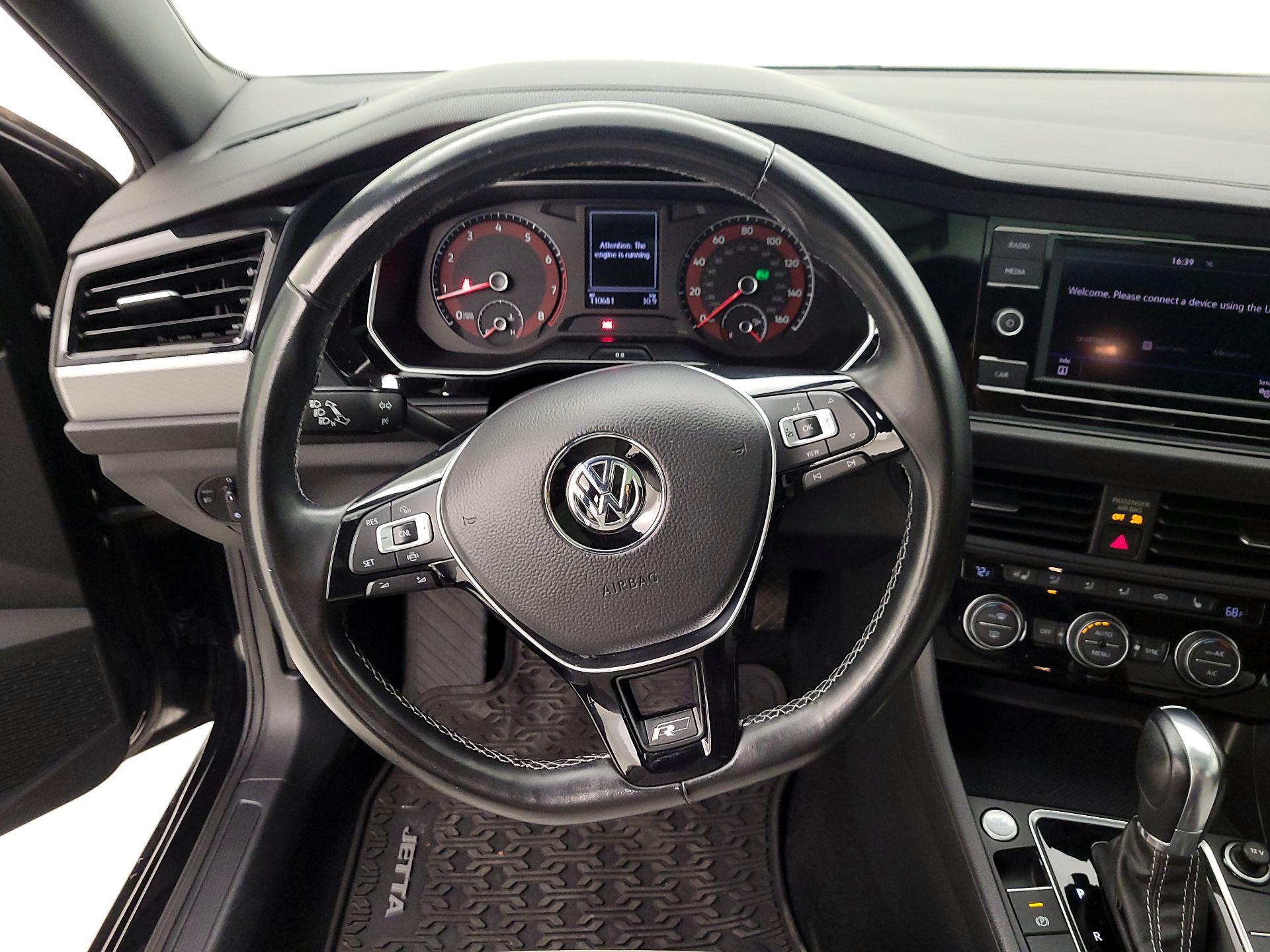 Thumbnail: 2019 Volkswagen Jetta - 10