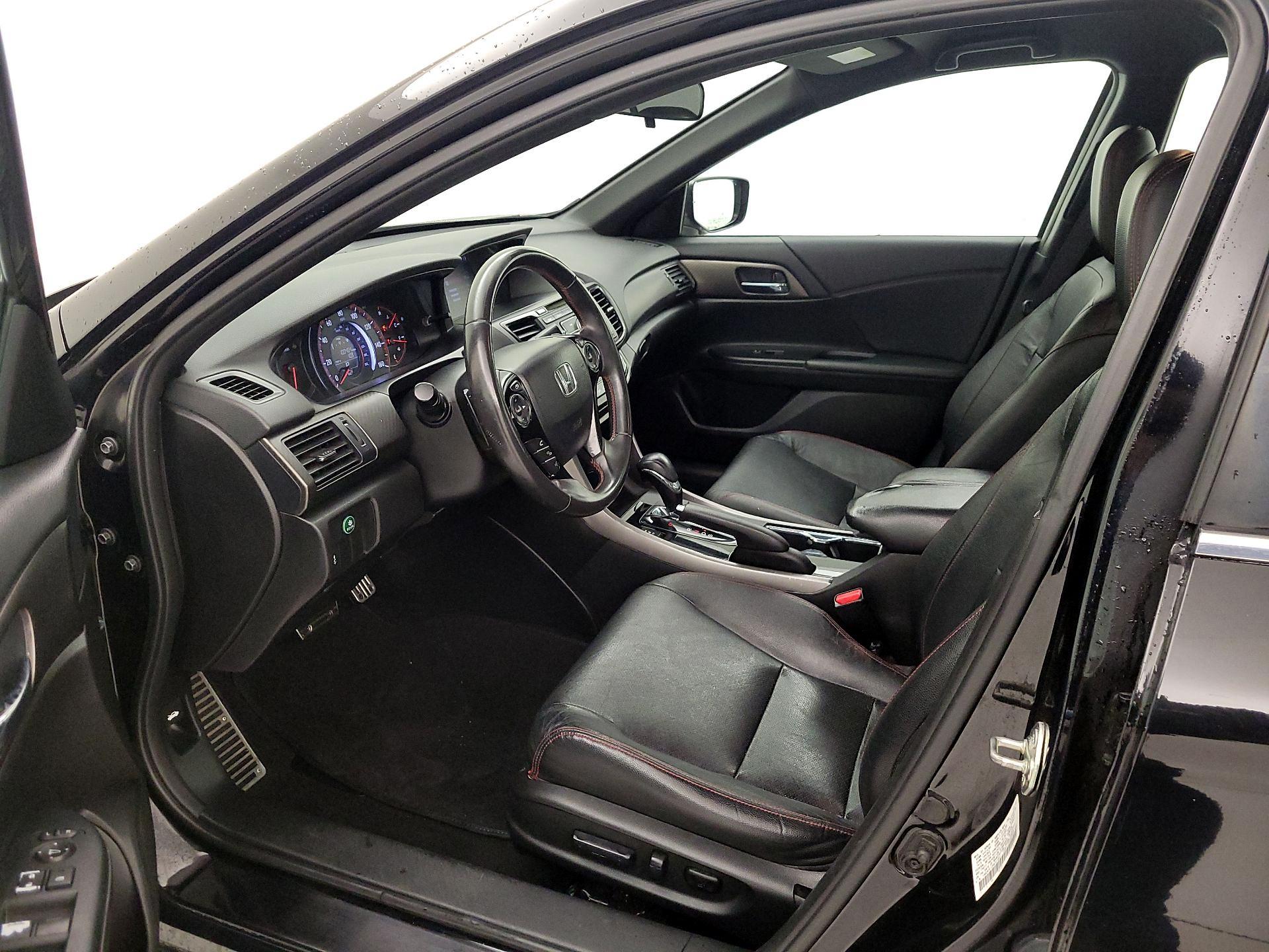 Thumbnail: 2017 Honda Accord - 11