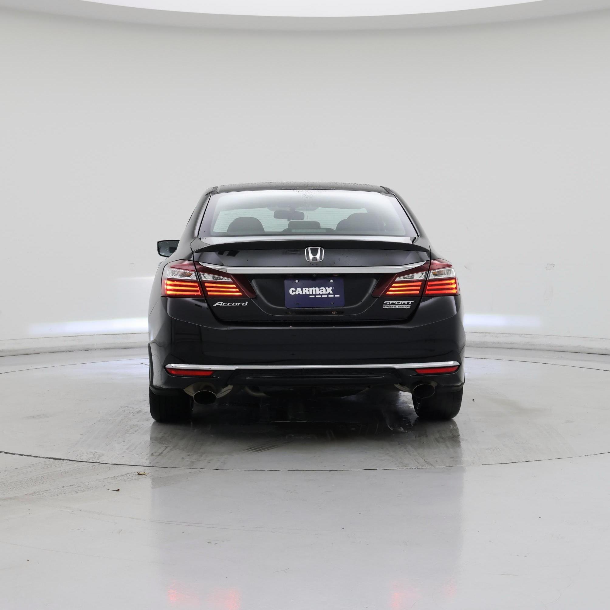 Thumbnail: 2017 Honda Accord - 6