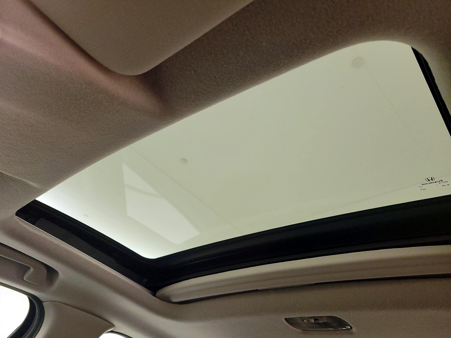 Thumbnail: 2018 Honda Fit - 18