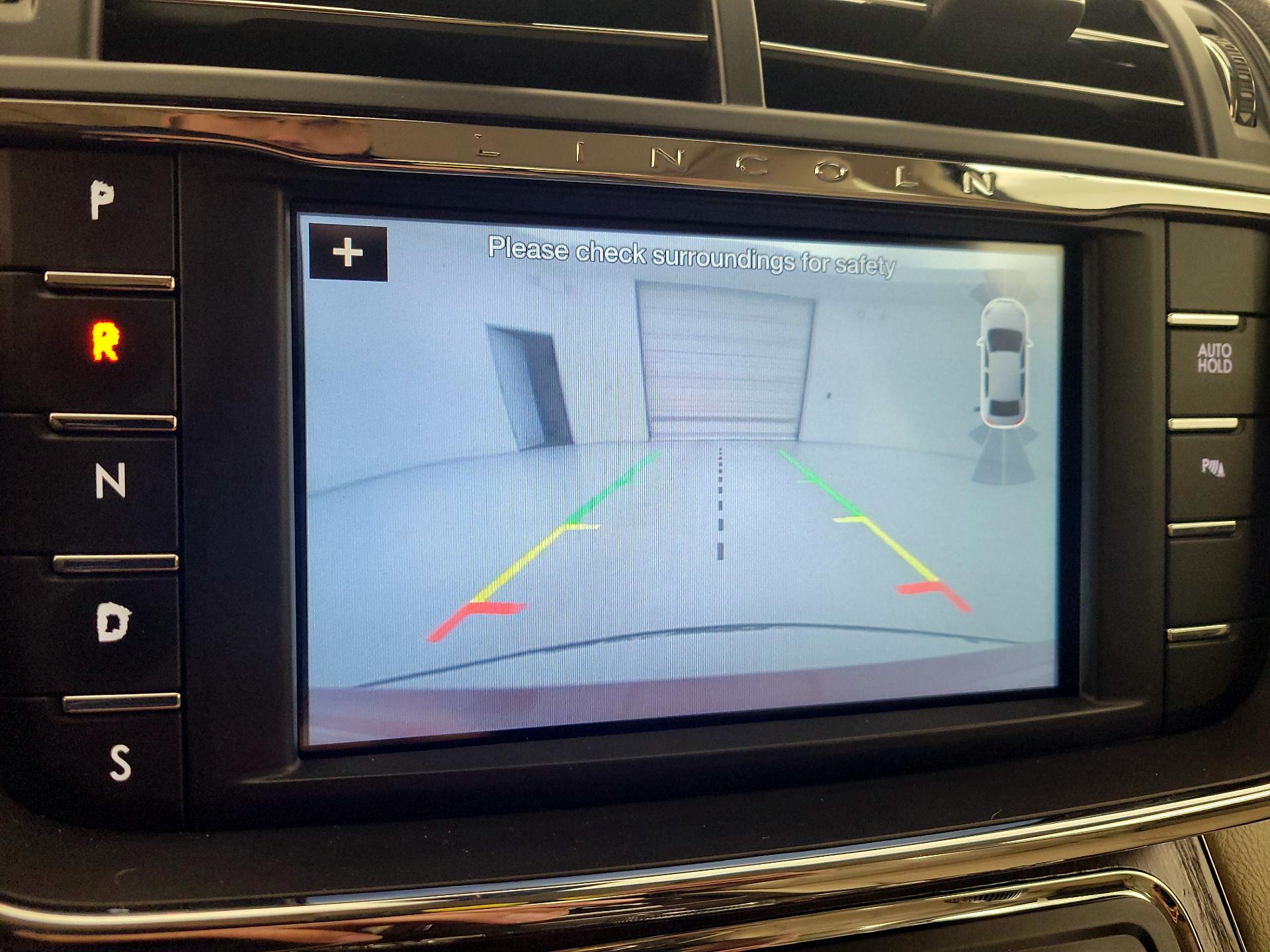 Thumbnail: 2018 Lincoln Continental - 15