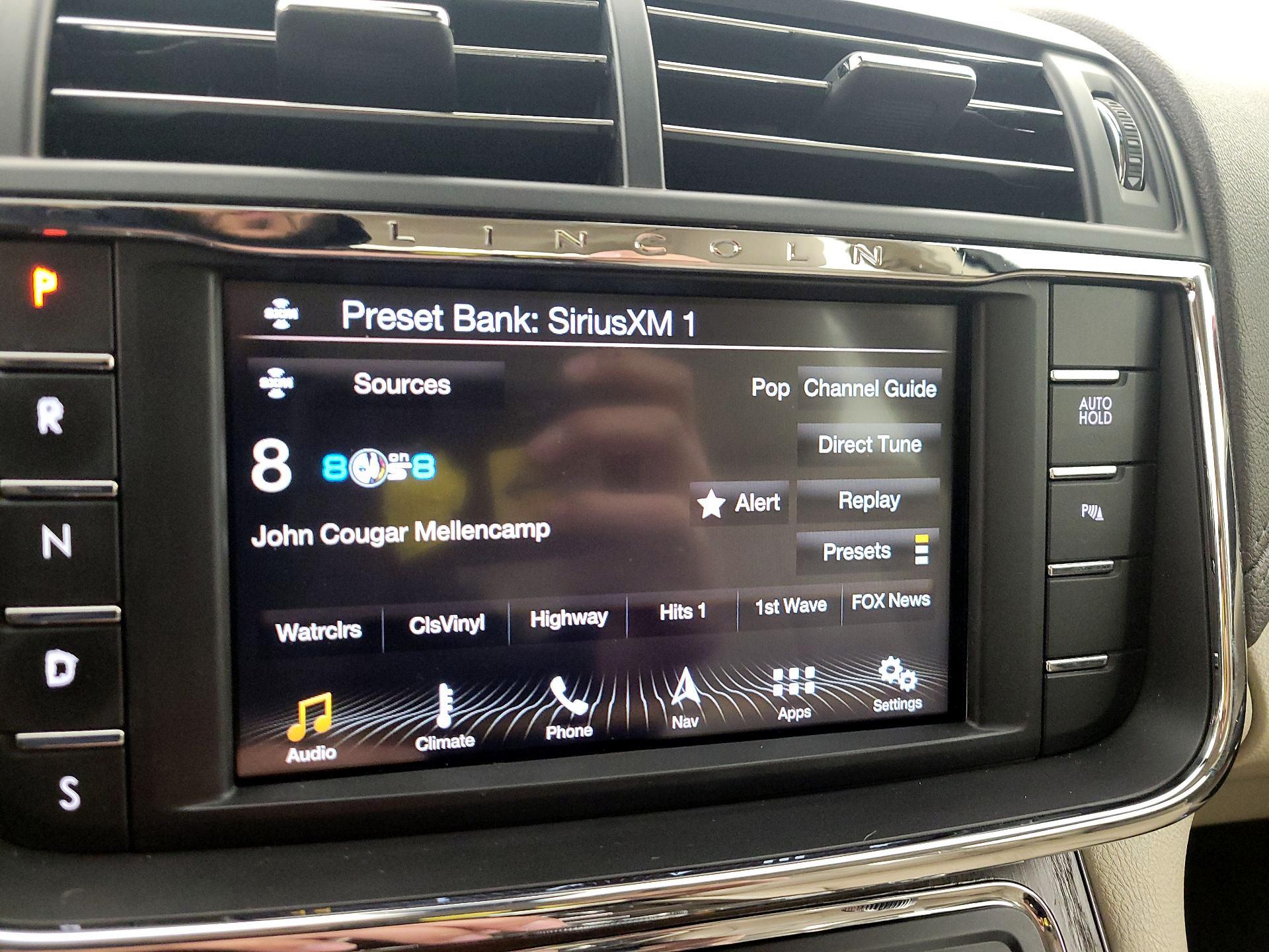 Thumbnail: 2018 Lincoln Continental - 16