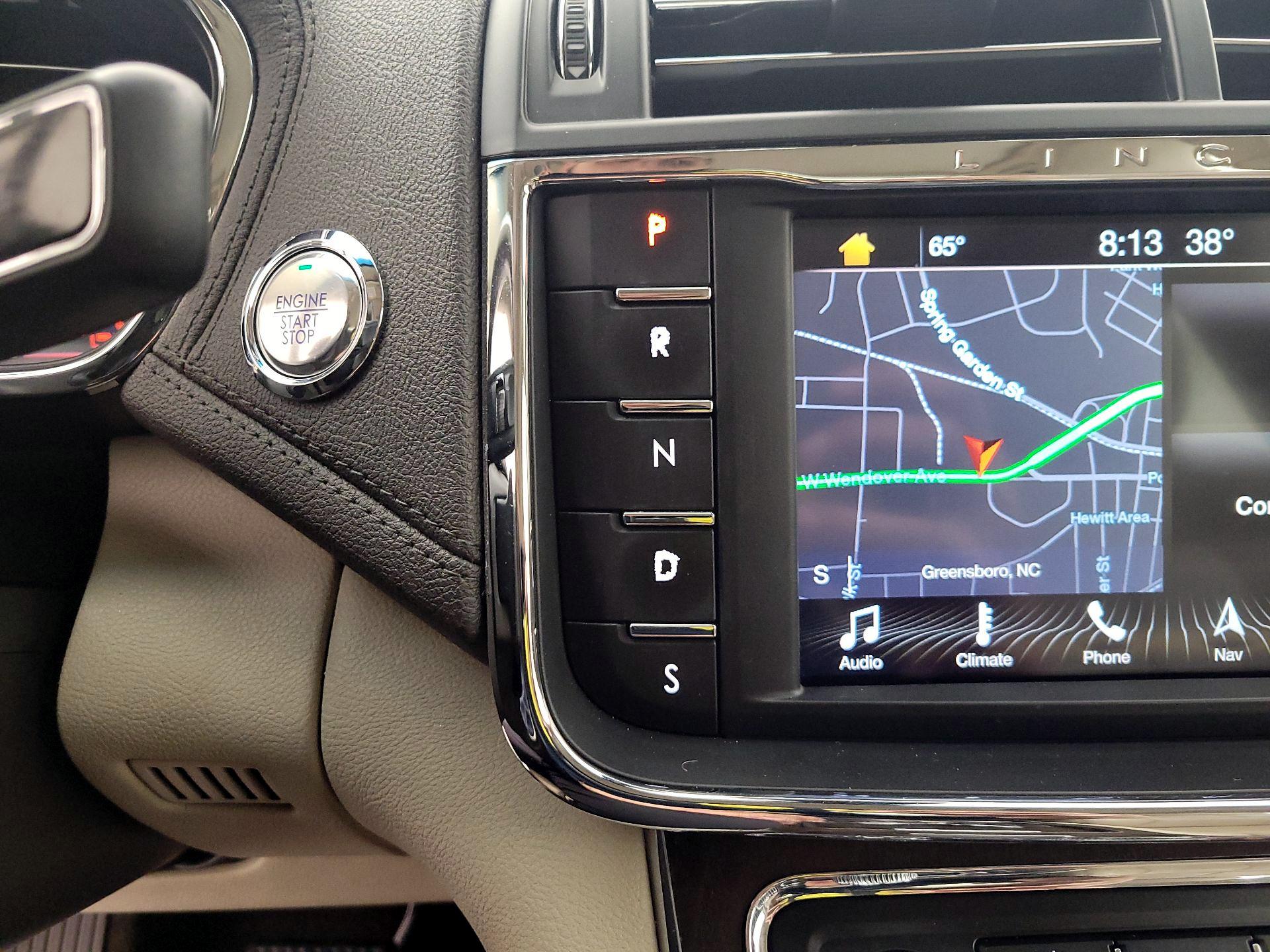 Thumbnail: 2018 Lincoln Continental - 18