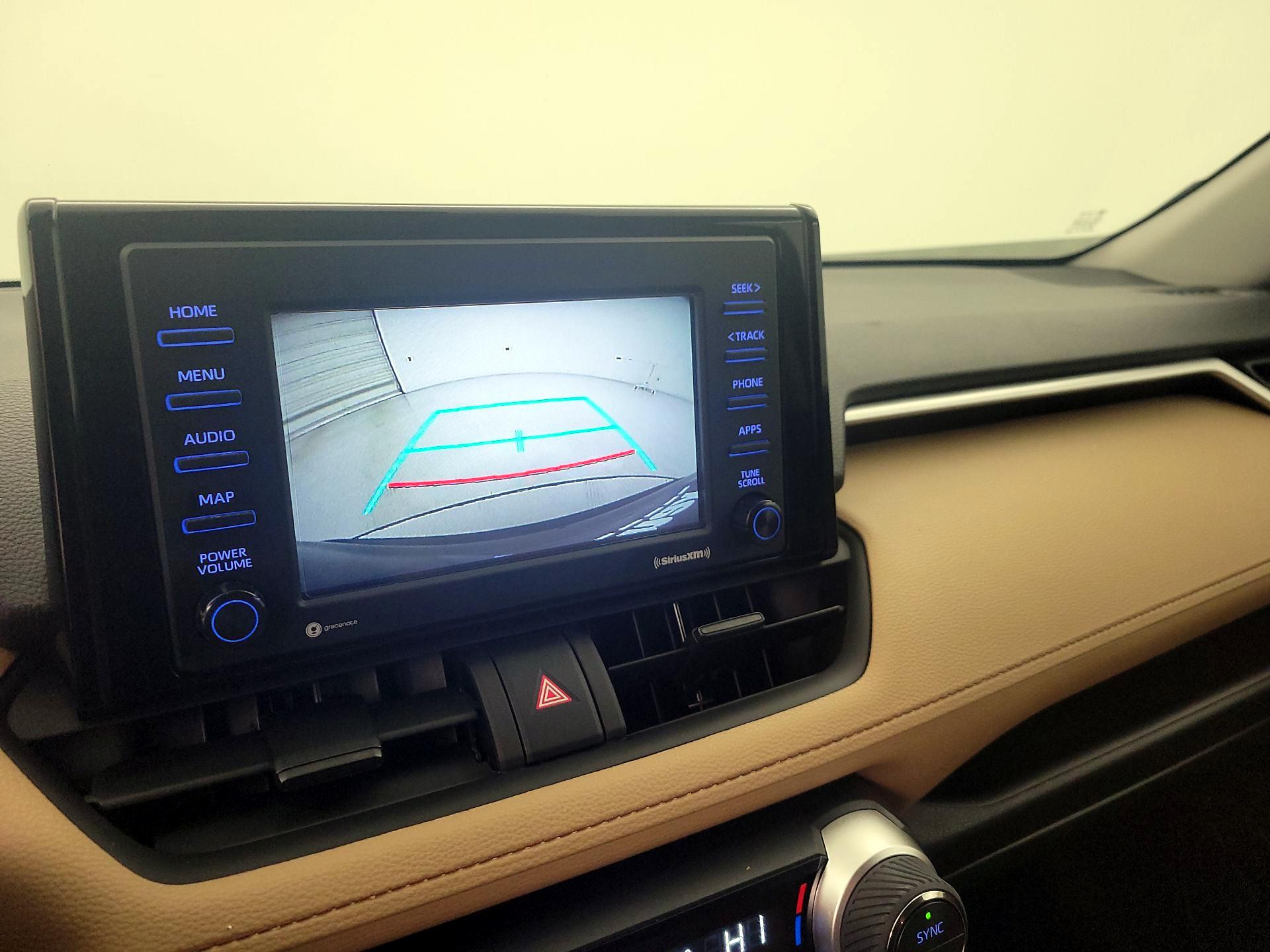 Thumbnail: 2021 Toyota RAV4 - 14