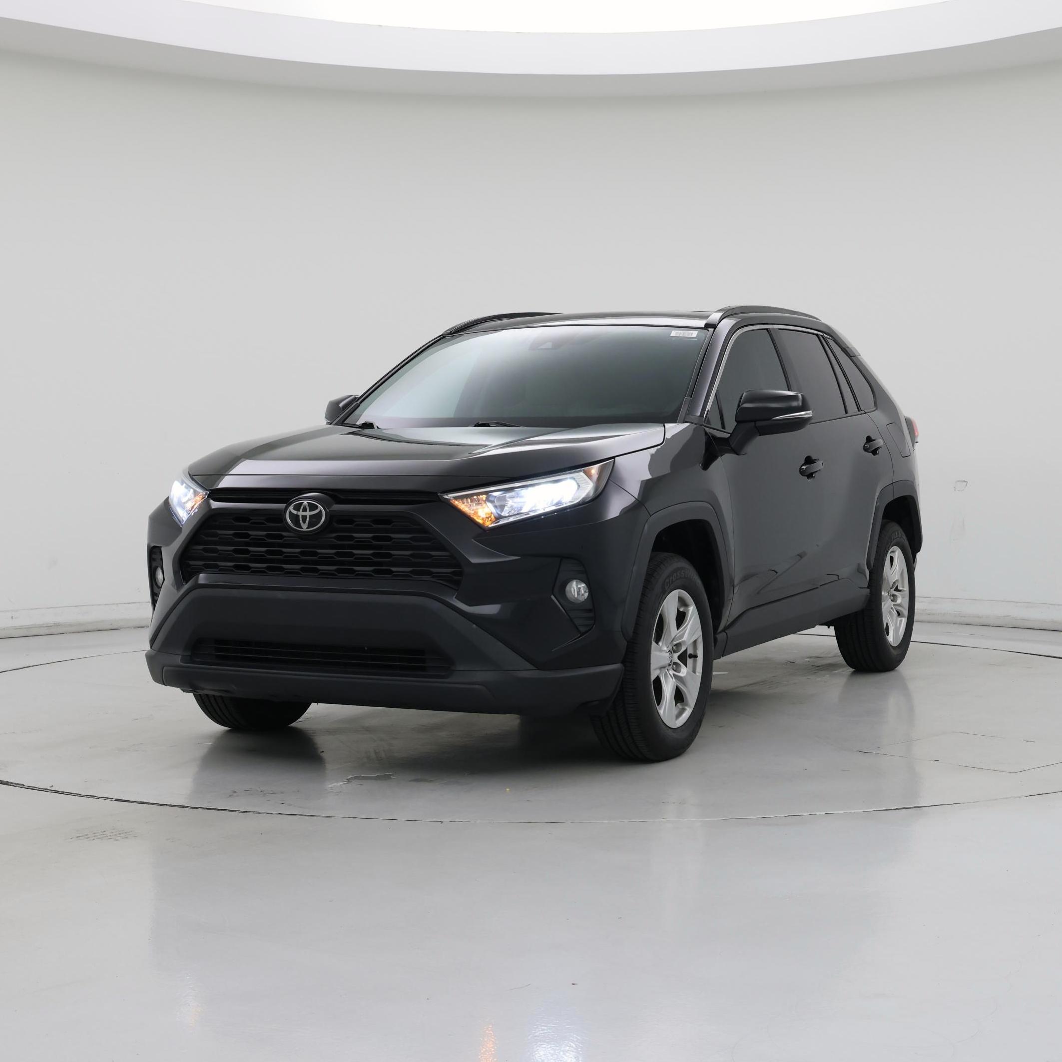 Thumbnail: 2021 Toyota RAV4 - 4