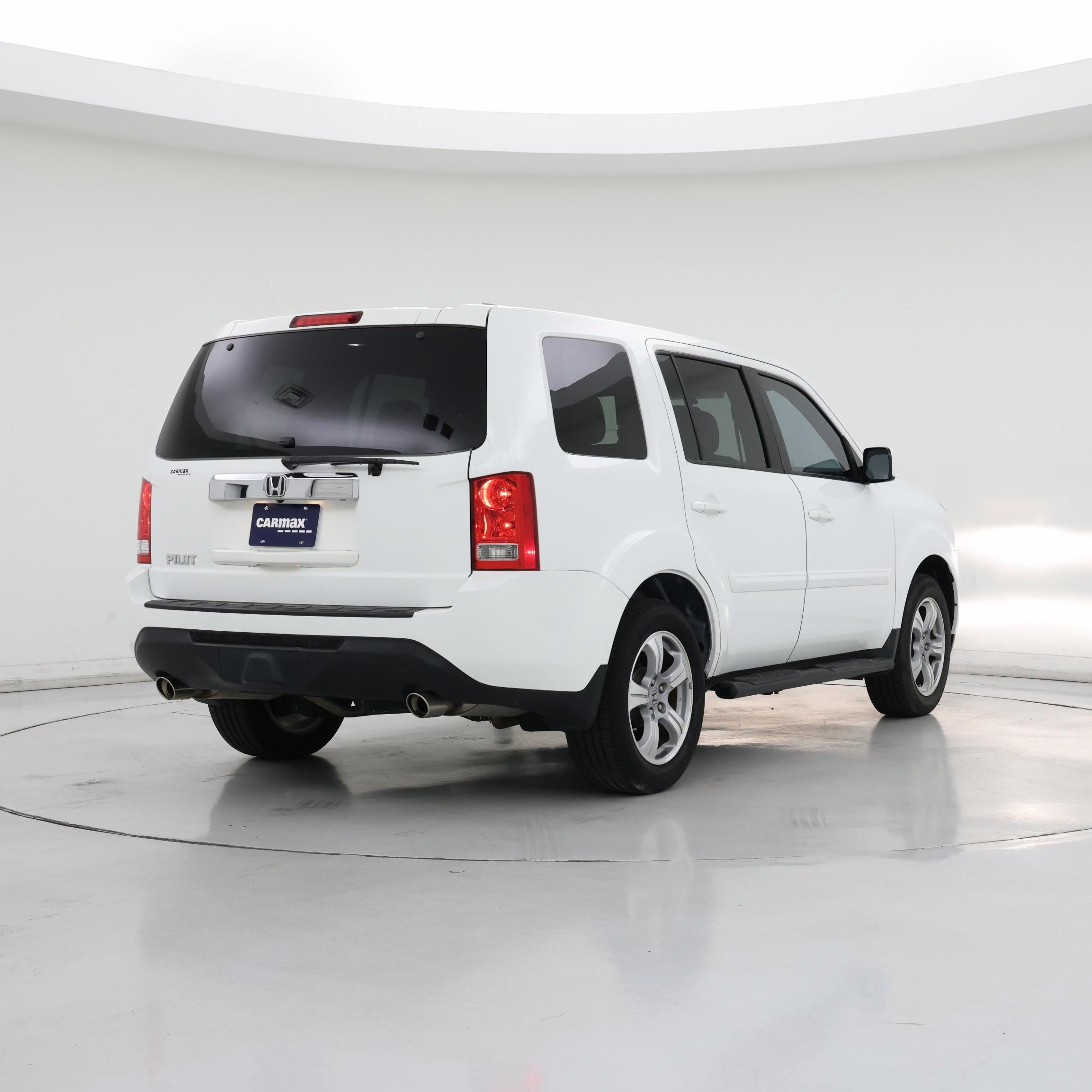 Thumbnail: 2015 Honda Pilot - 8