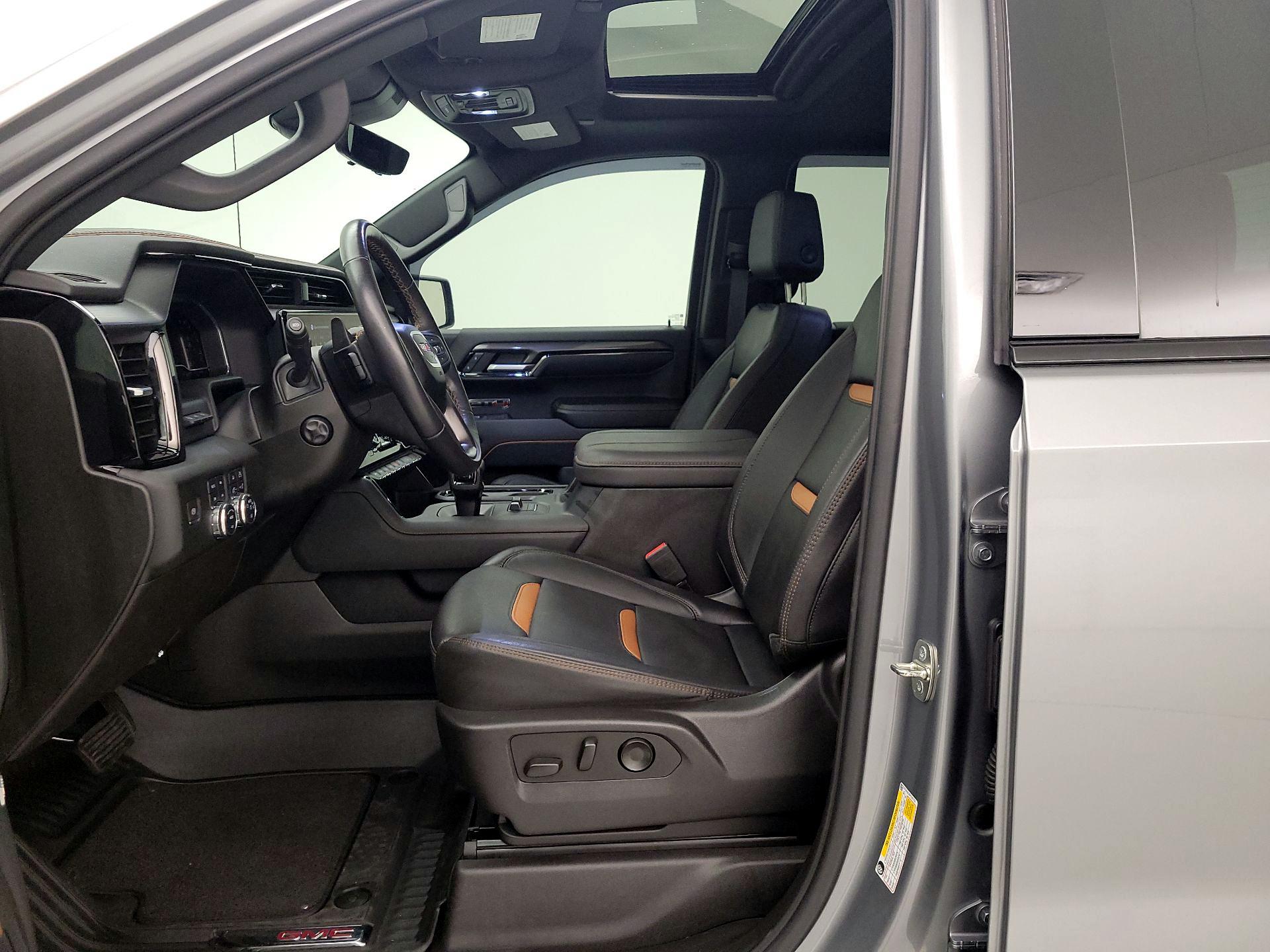 Thumbnail: 2023 GMC Sierra 1500 - 11