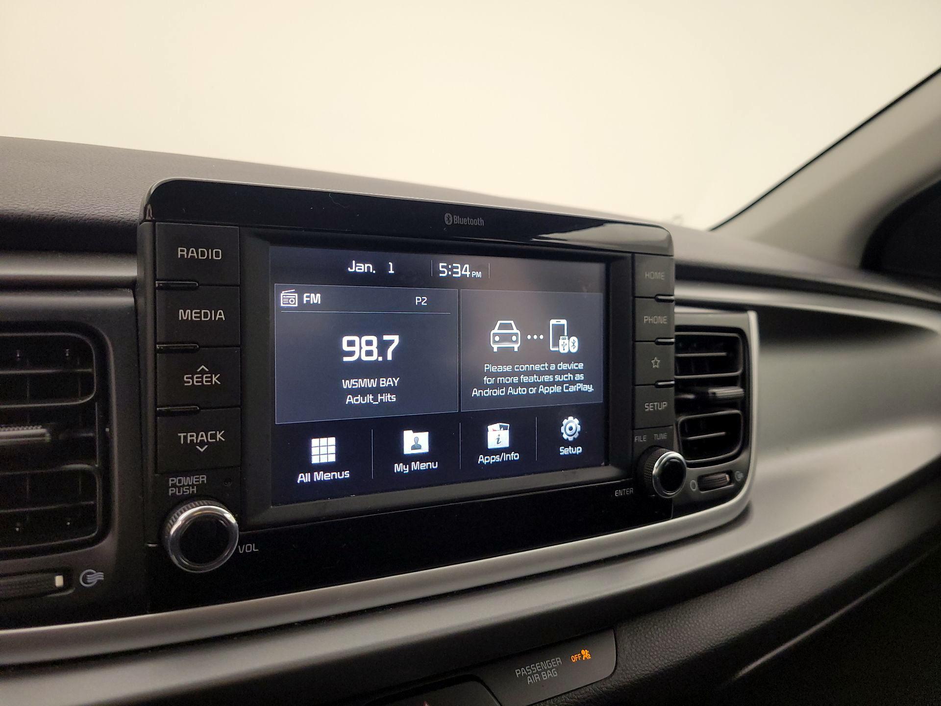 Thumbnail: 2020 Kia Rio - 15