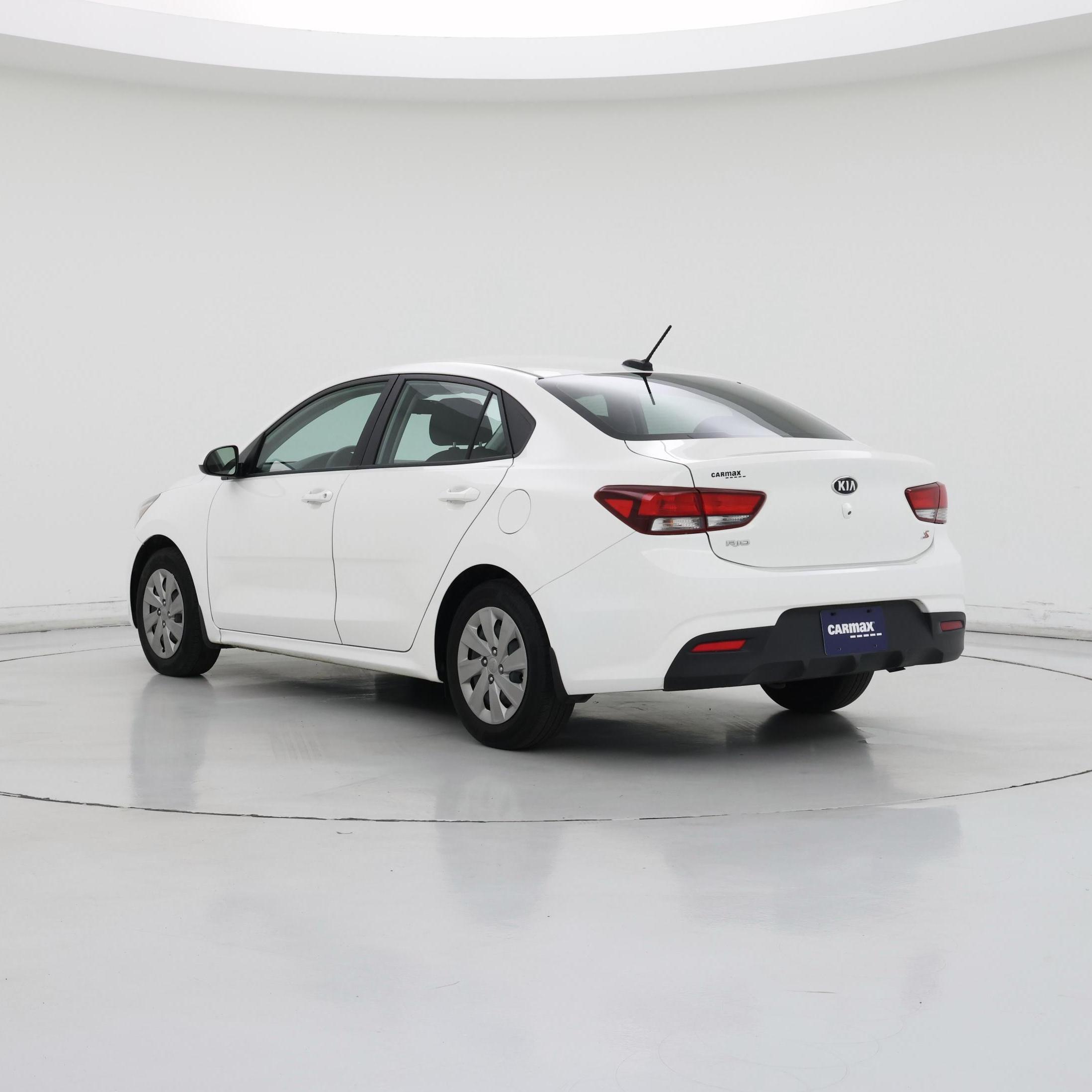 Thumbnail: 2020 Kia Rio - 2