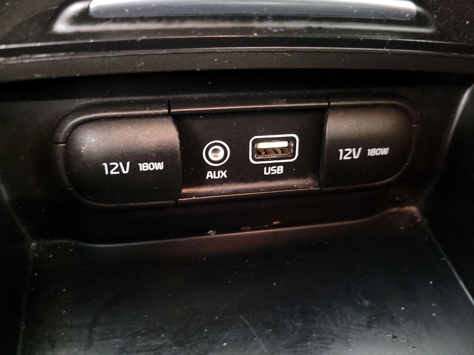 Thumbnail: 2019 Kia Optima - 18