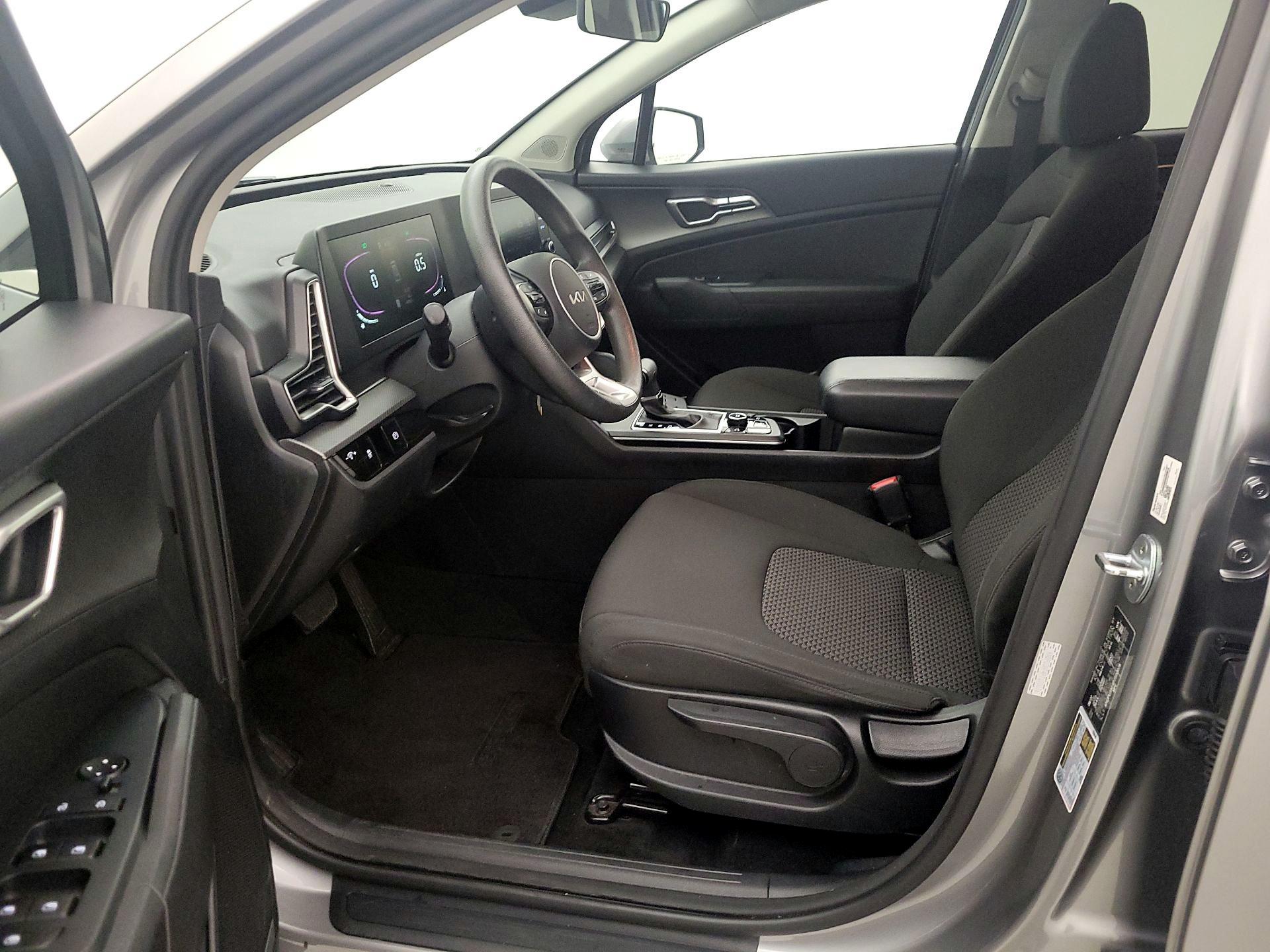 Thumbnail: 2023 Kia Sportage - 11