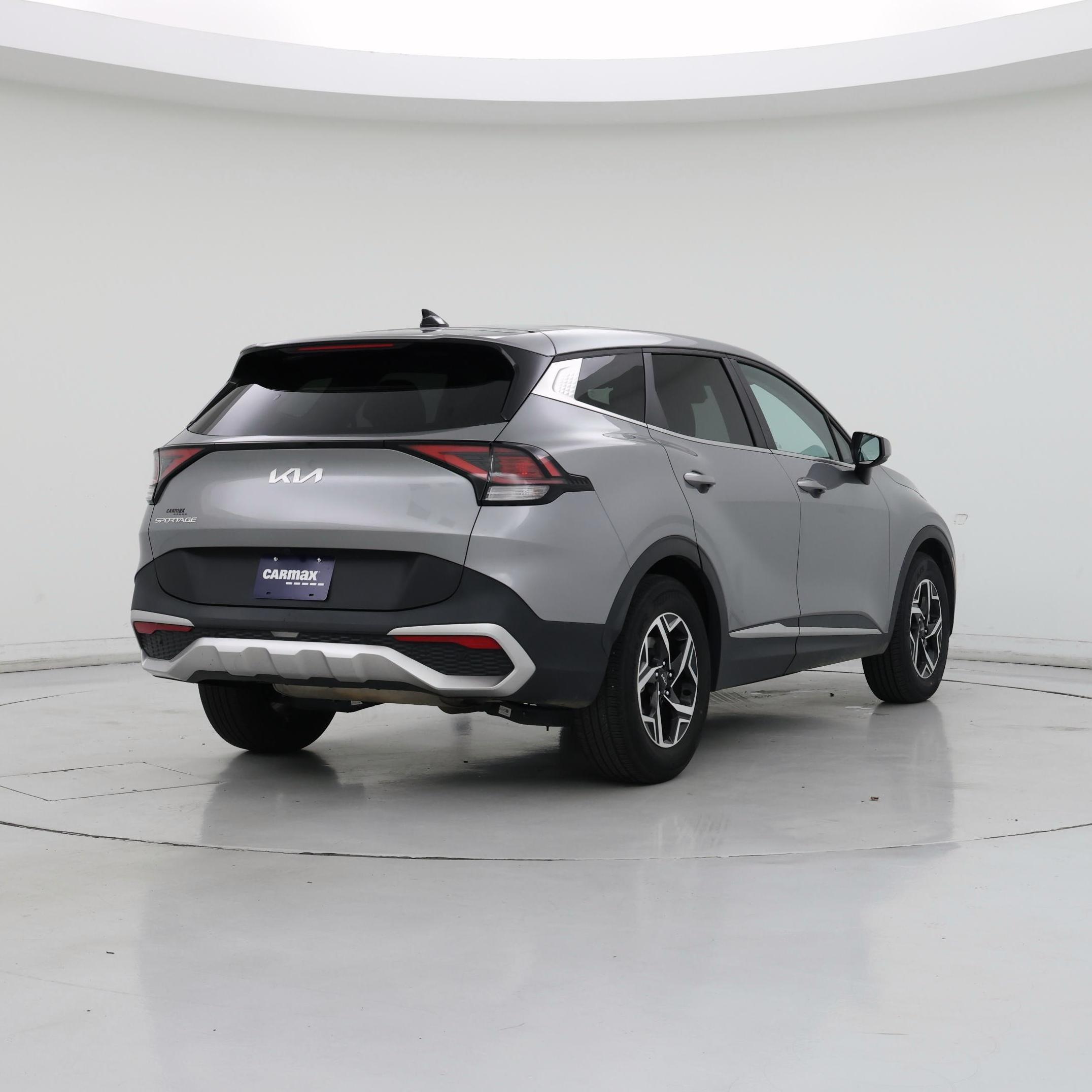 Thumbnail: 2023 Kia Sportage - 8