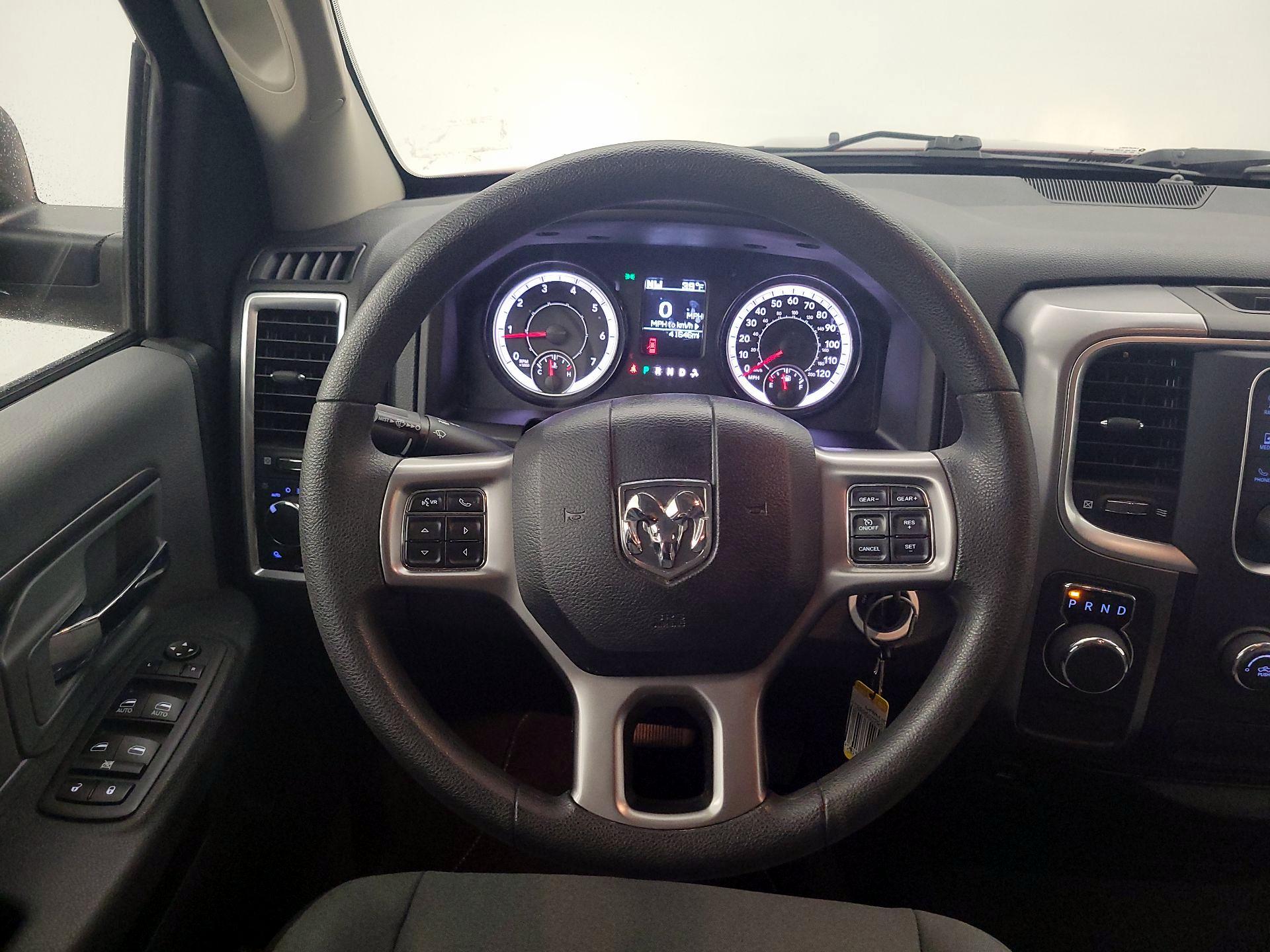 Thumbnail: 2024 RAM 1500 Classic - 10