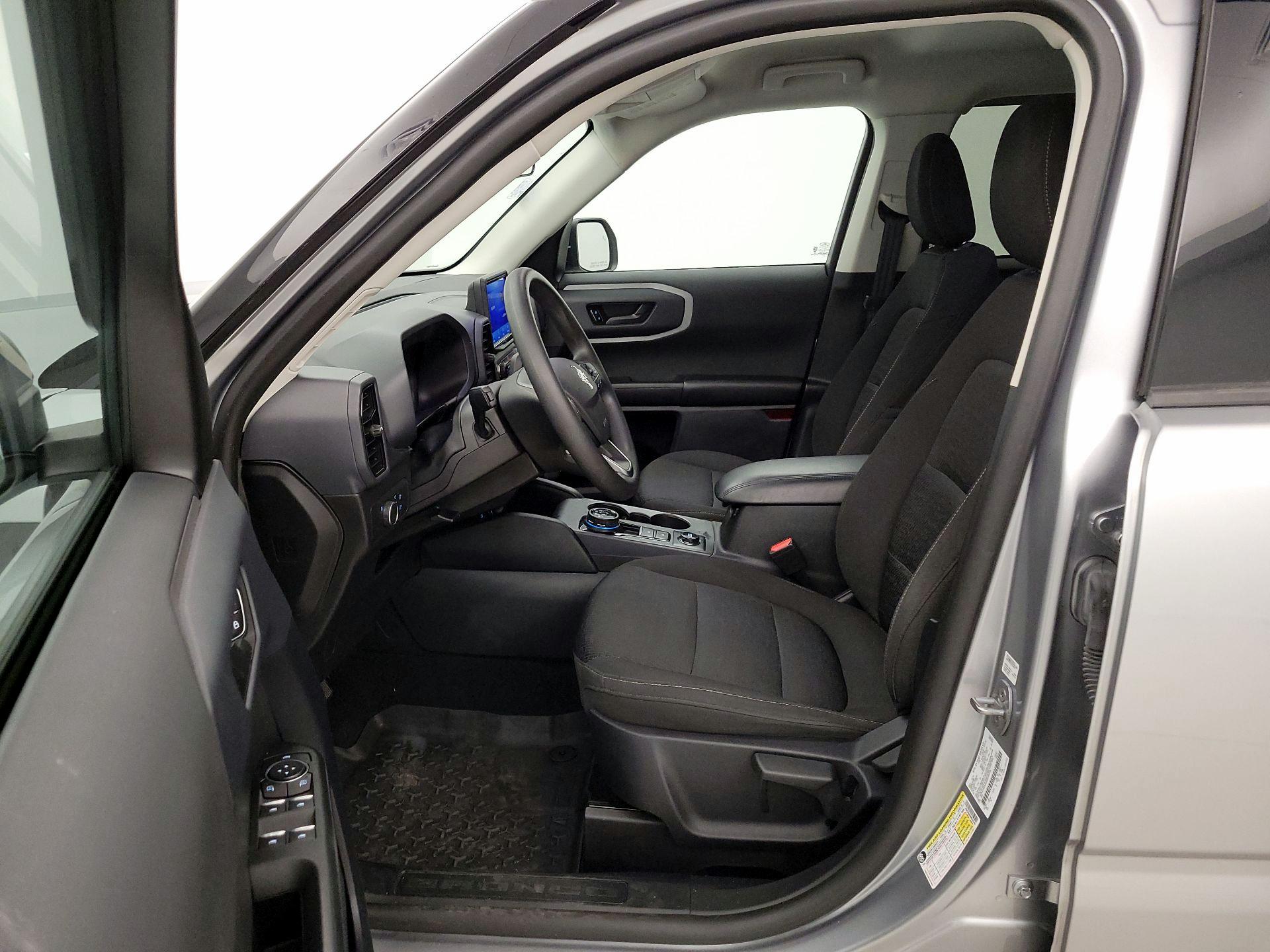 Thumbnail: 2022 Ford Bronco Sport - 11