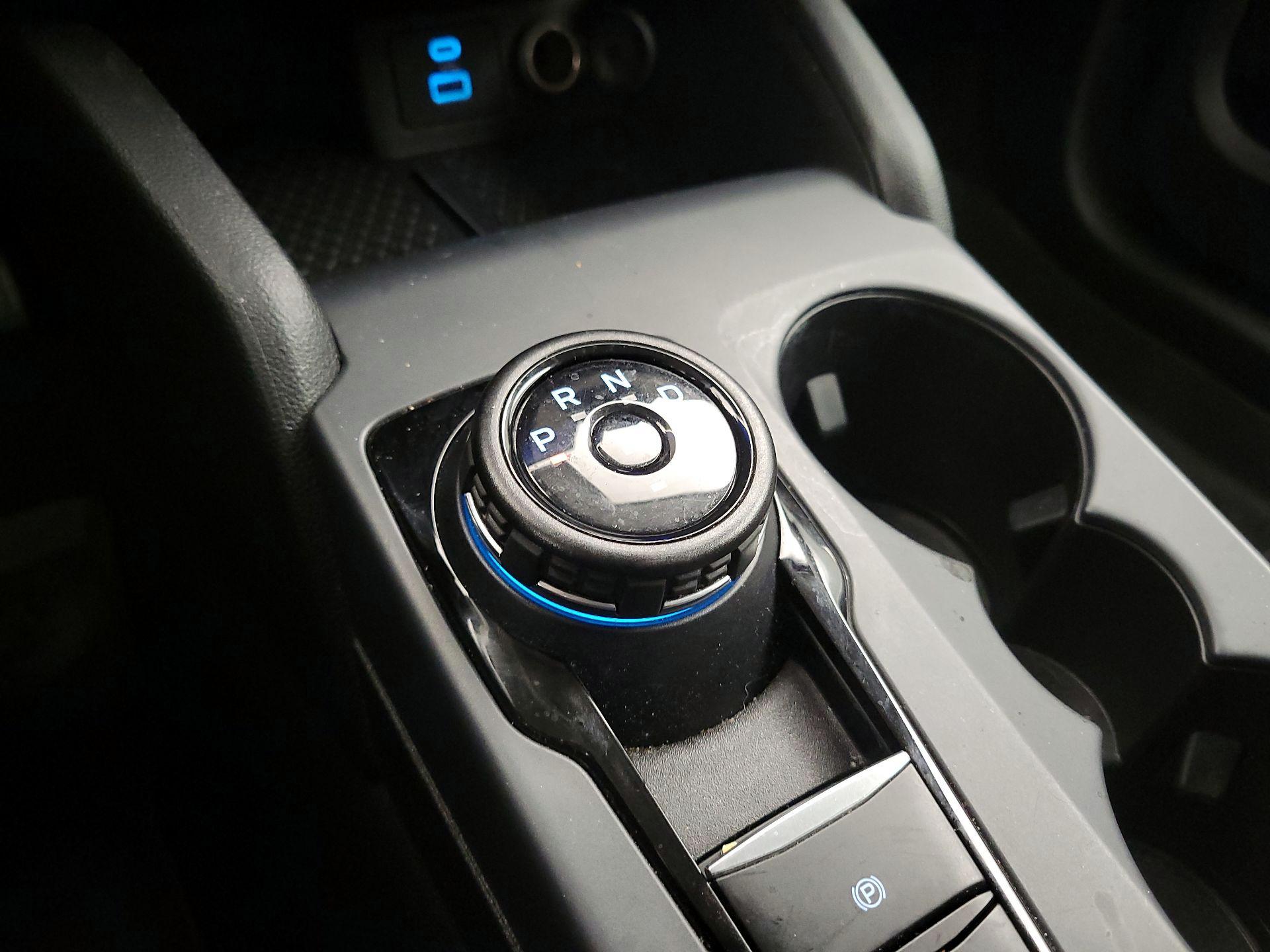 Thumbnail: 2022 Ford Bronco Sport - 17