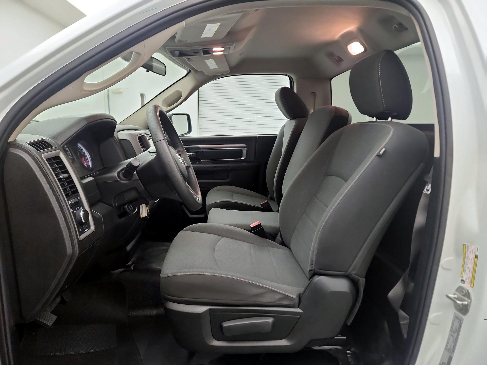 Thumbnail: 2023 RAM 1500 Classic - 11