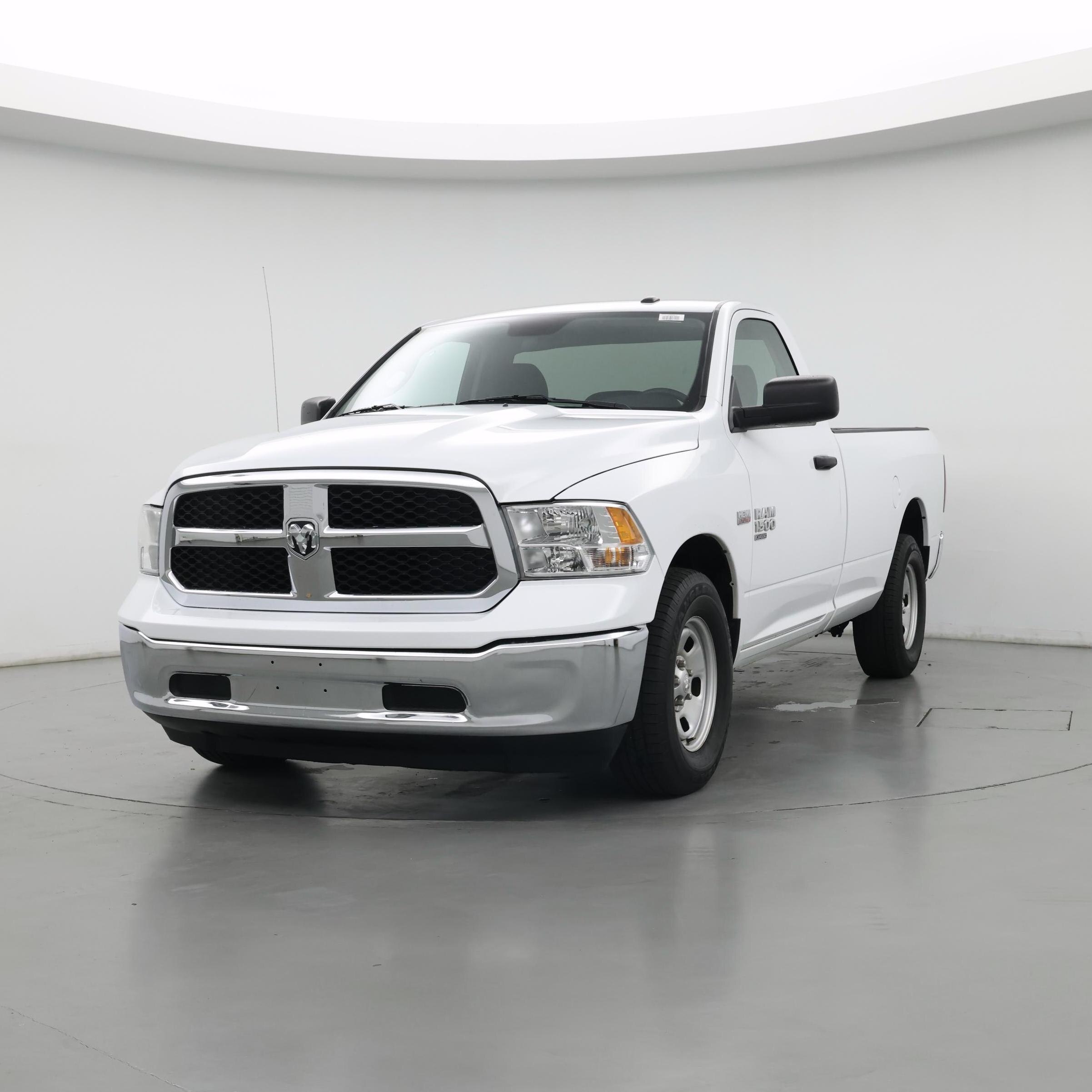 Thumbnail: 2023 RAM 1500 Classic - 4