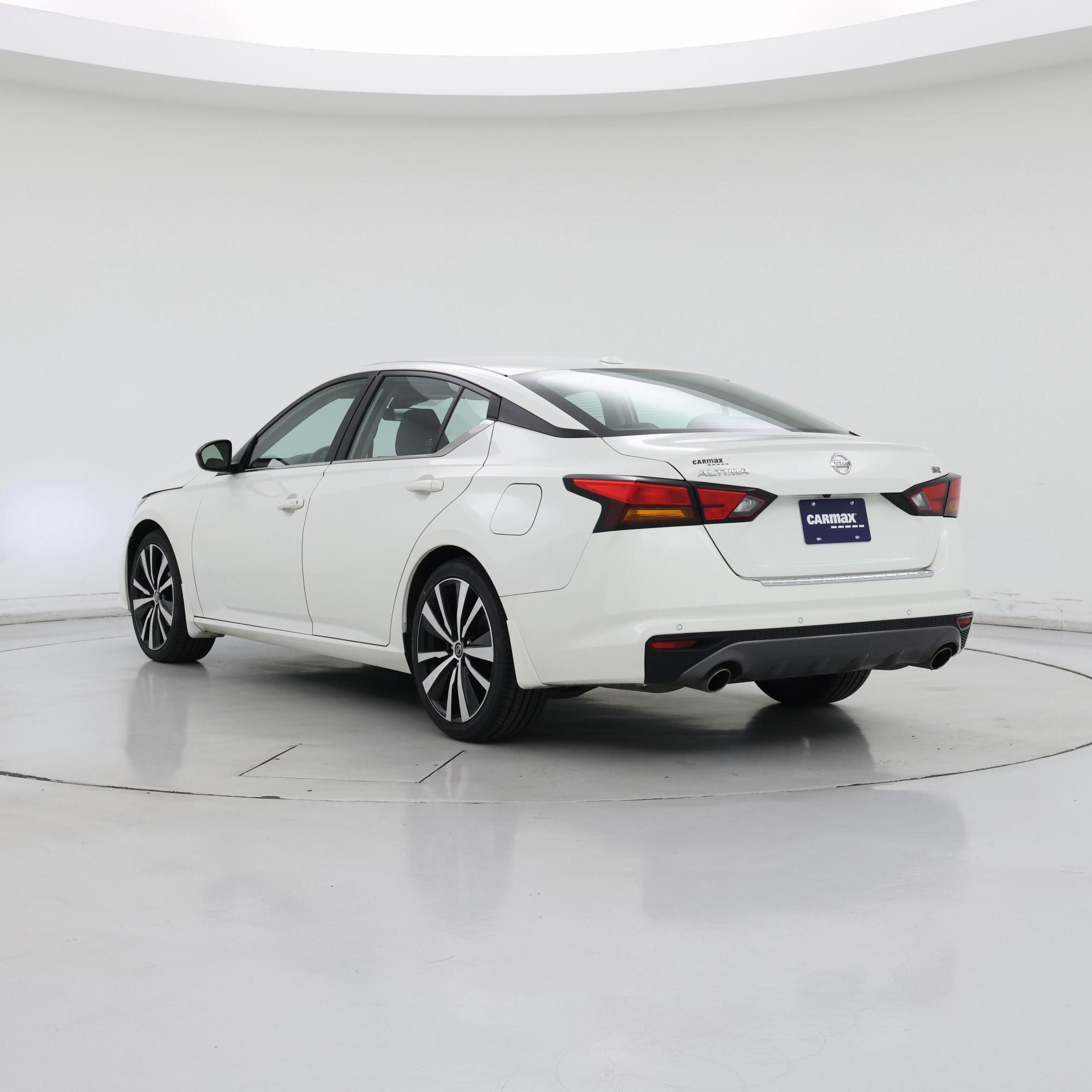 Thumbnail: 2022 Nissan Altima - 2