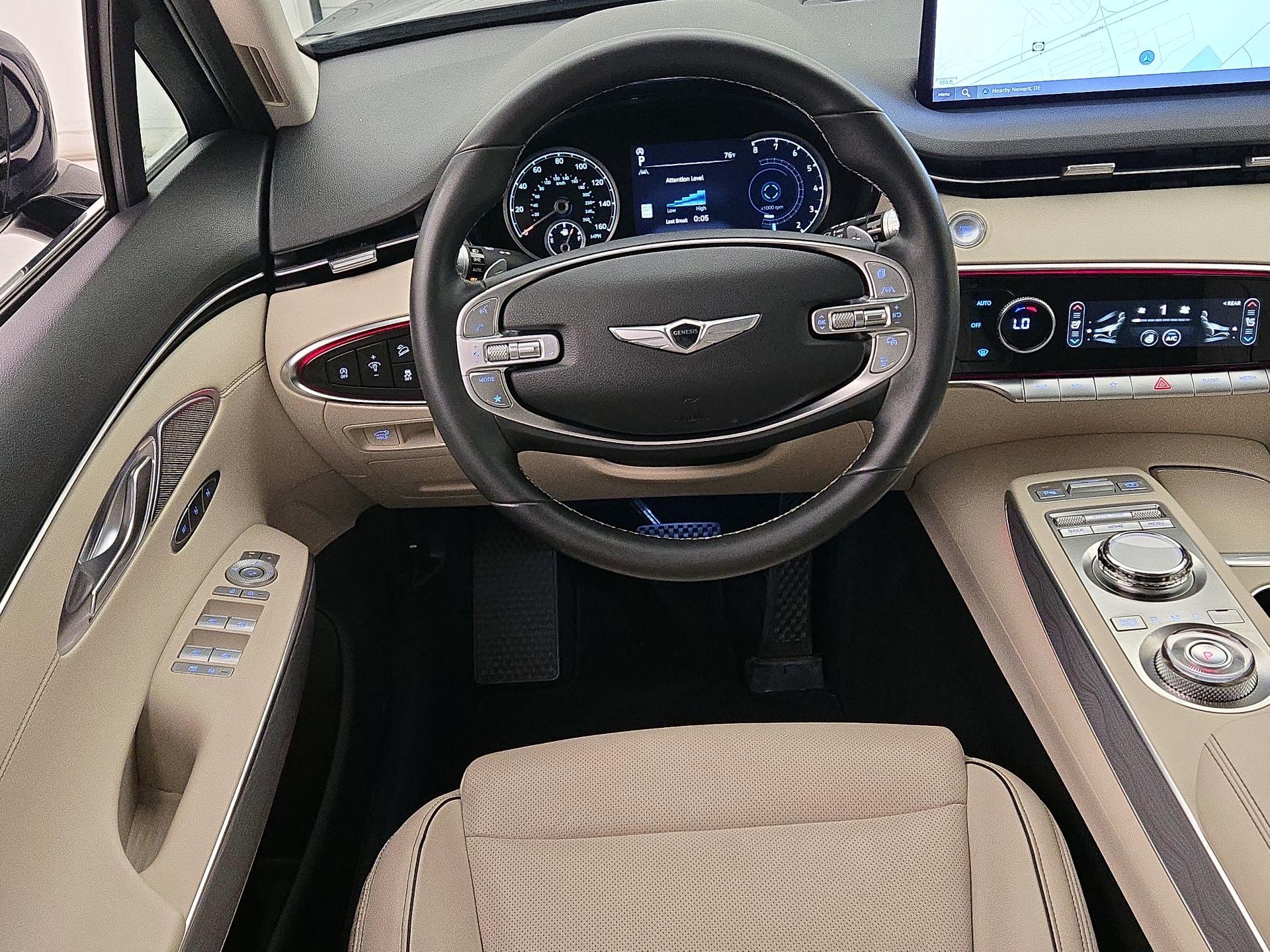 Thumbnail: 2023 Genesis GV70 - 10