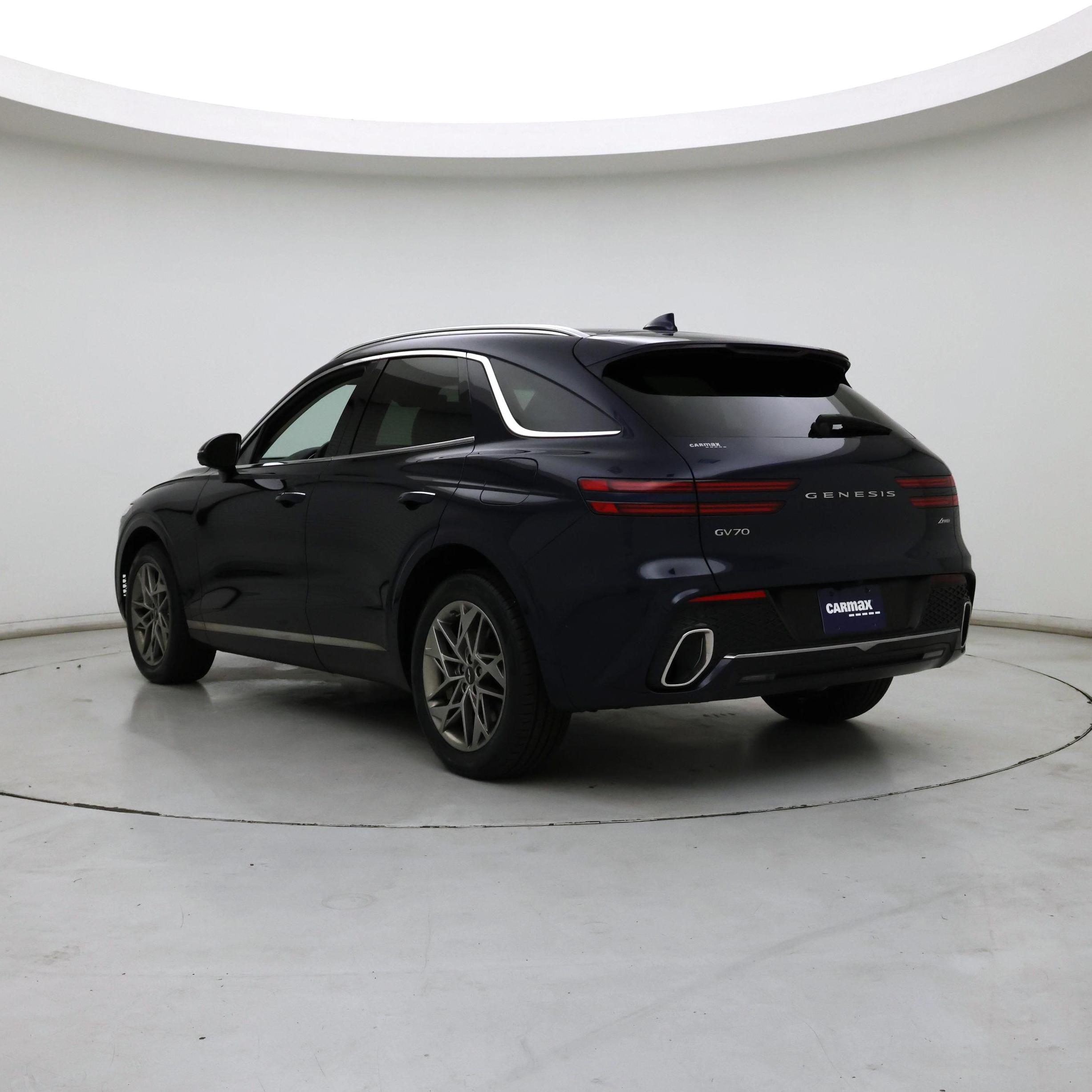 Thumbnail: 2023 Genesis GV70 - 2