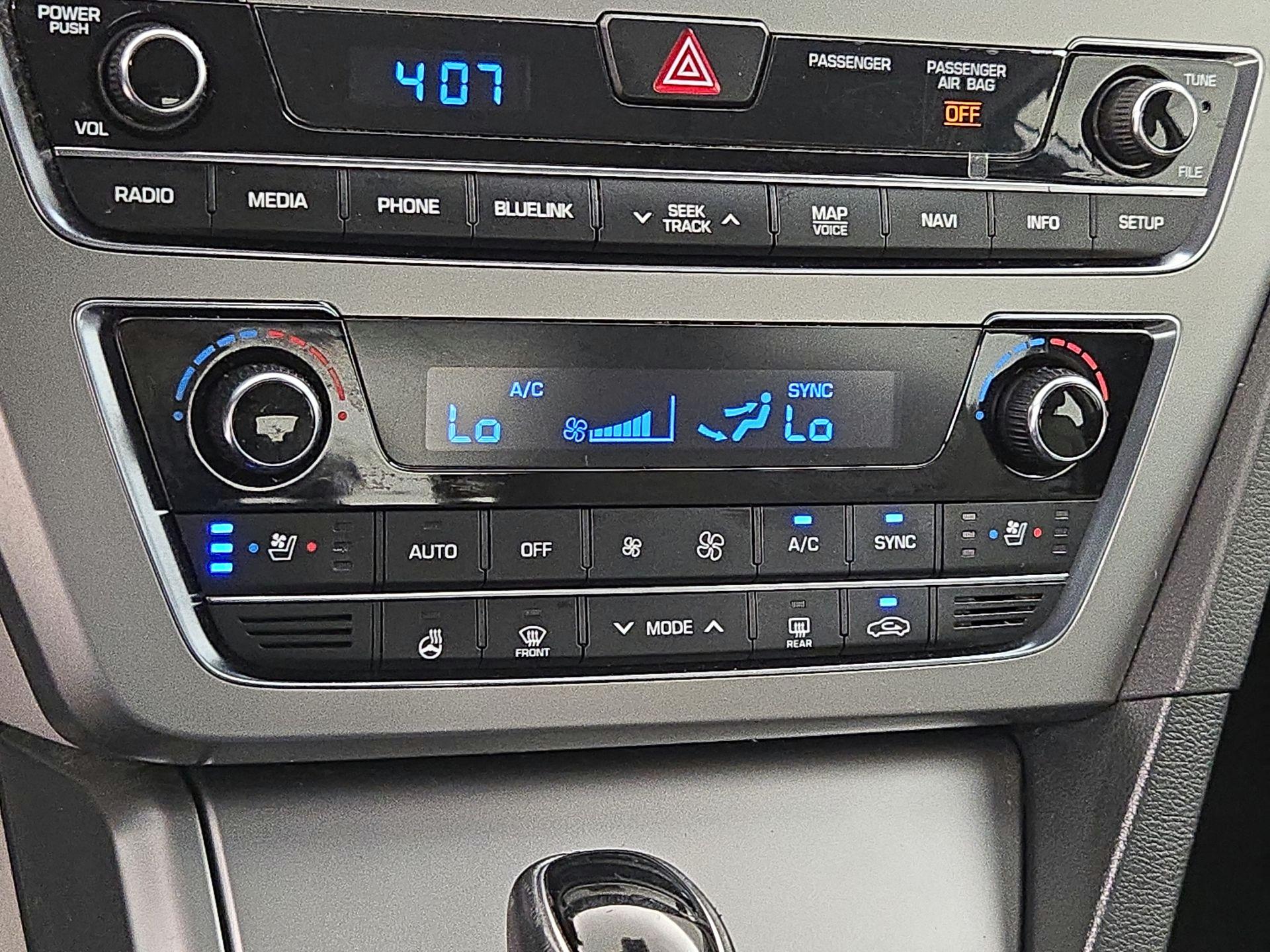 Thumbnail: 2015 Hyundai Sonata - 17